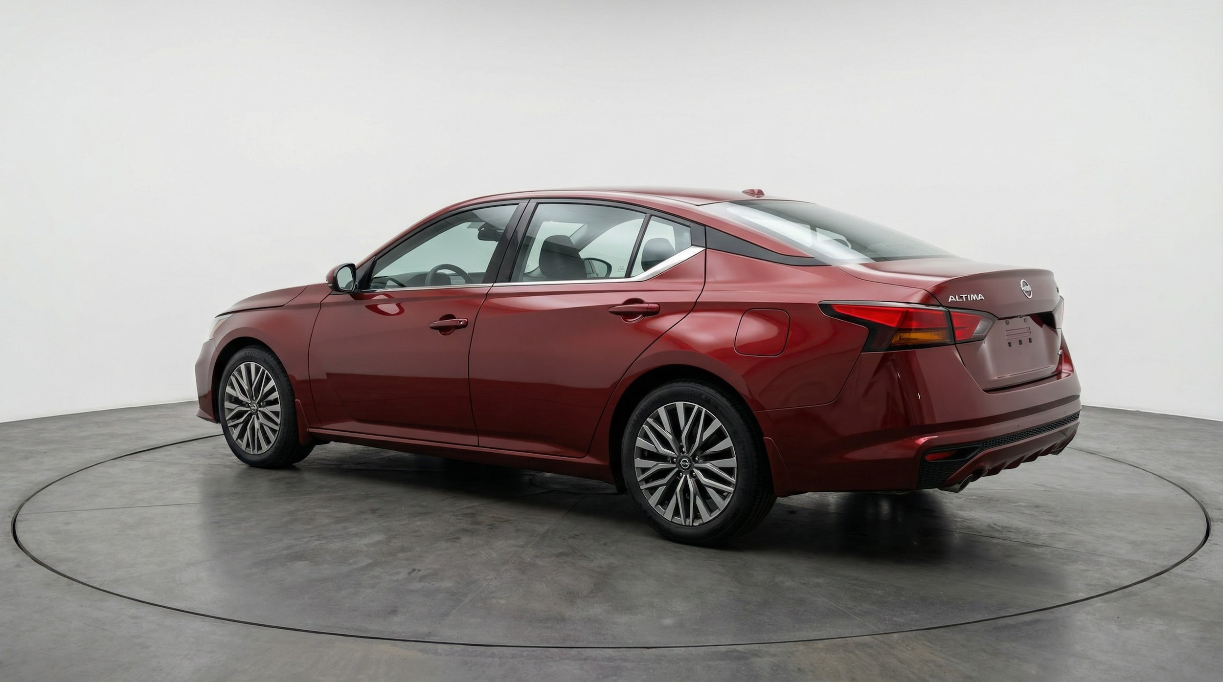 Thumbnail: 2025 Nissan Altima - 5