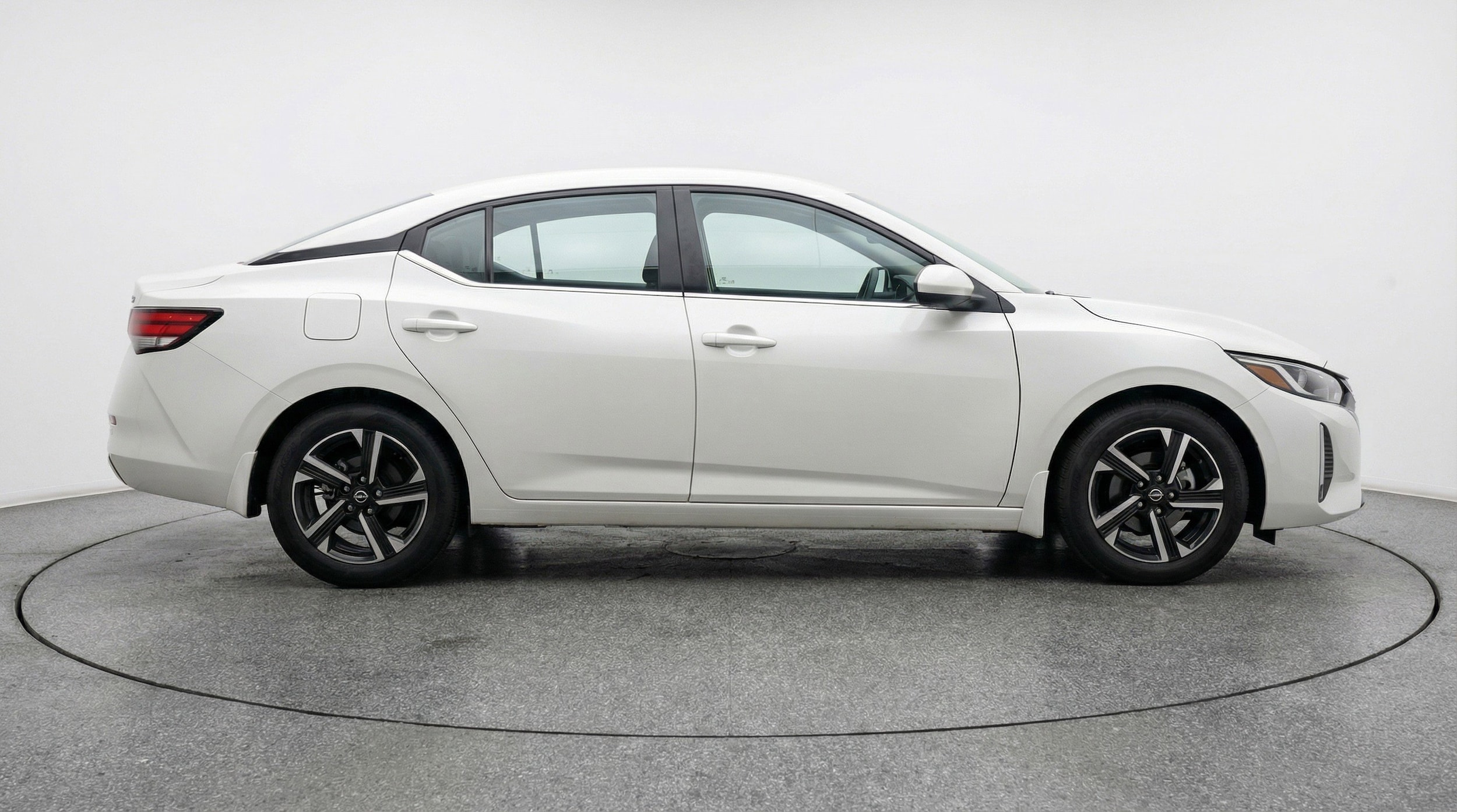 Thumbnail: 2025 Nissan Sentra - 11