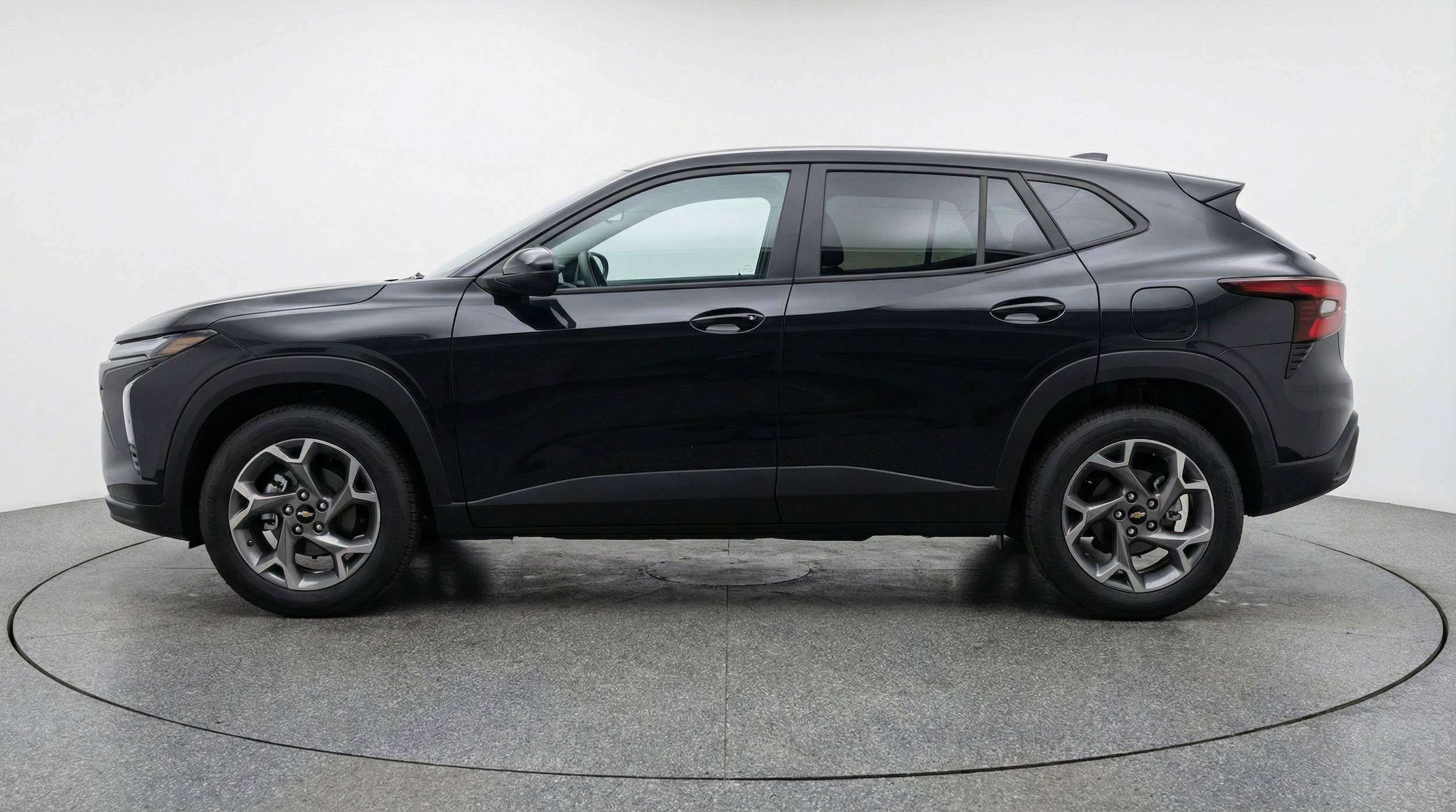Thumbnail: 2025 Chevrolet Trax - 5