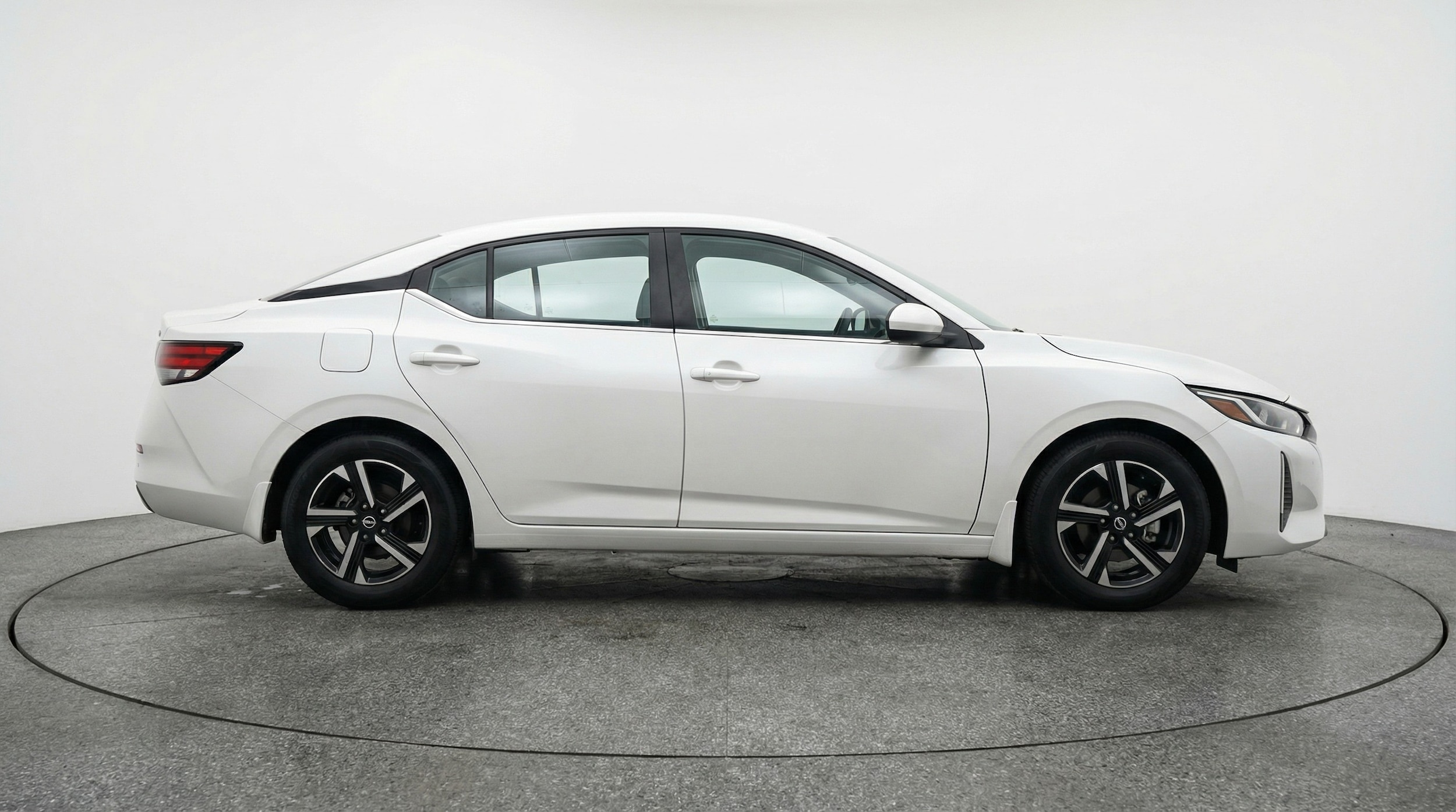 Thumbnail: 2025 Nissan Sentra - 8