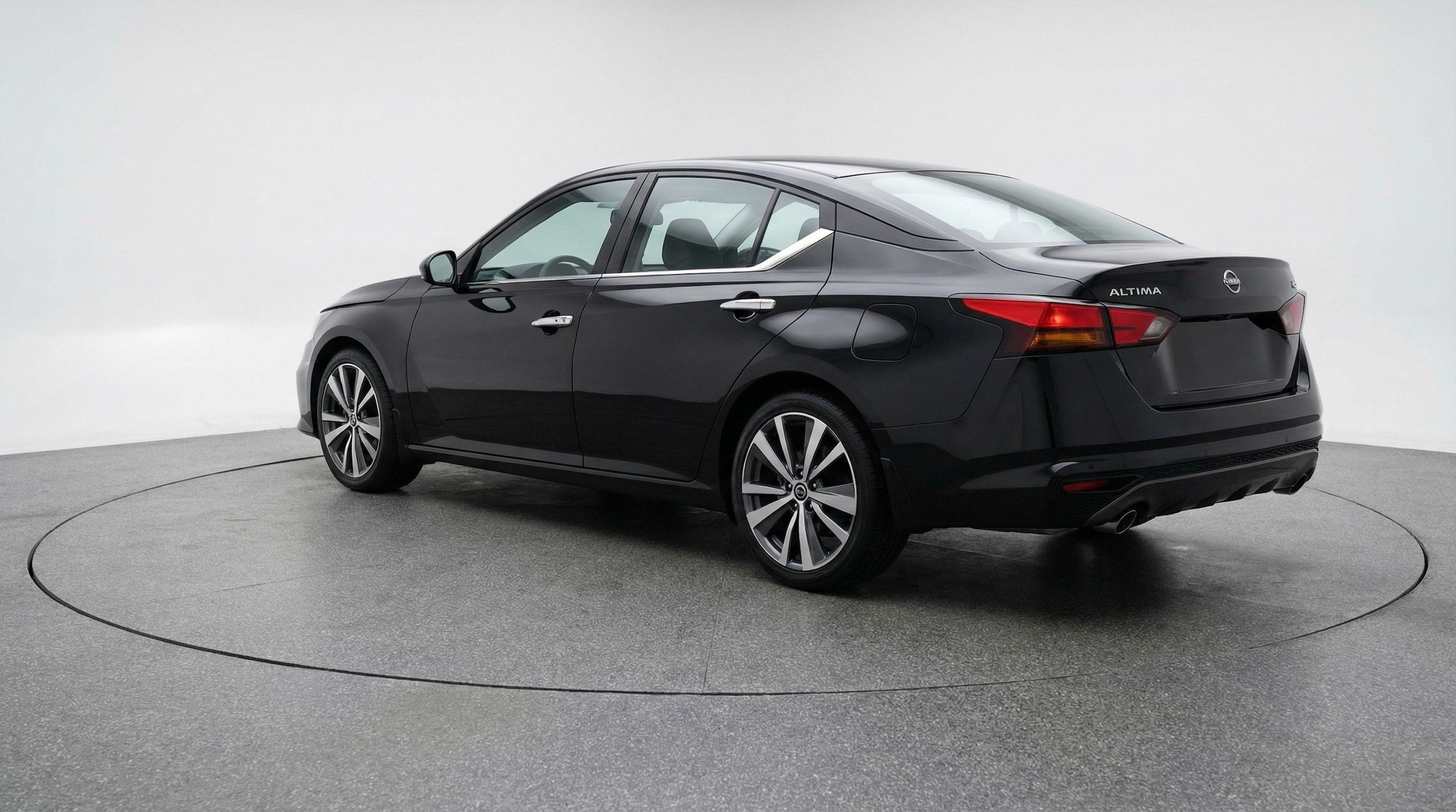 Thumbnail: 2025 Nissan Altima - 5