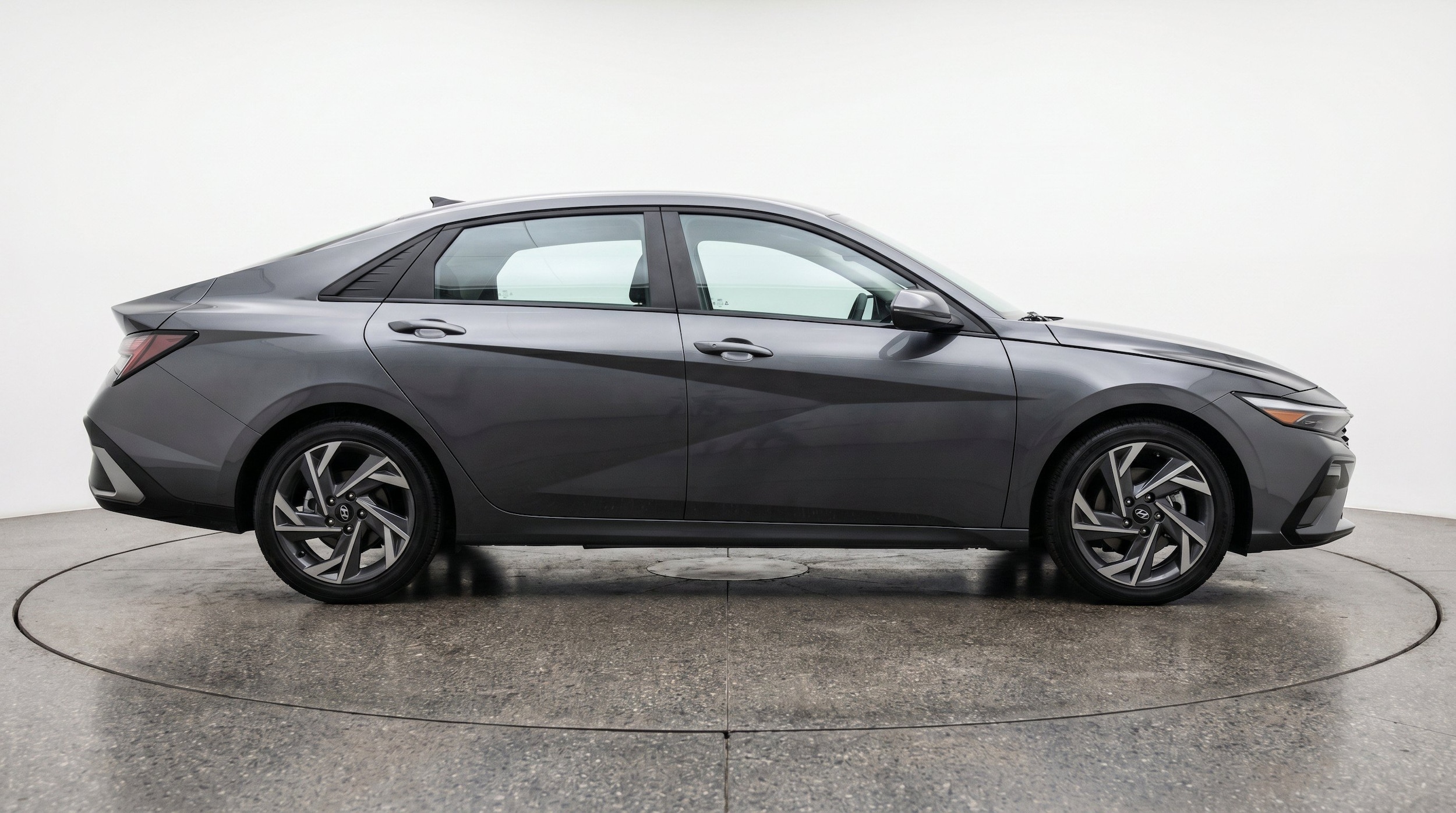 Thumbnail: 2025 Hyundai Elantra - 11