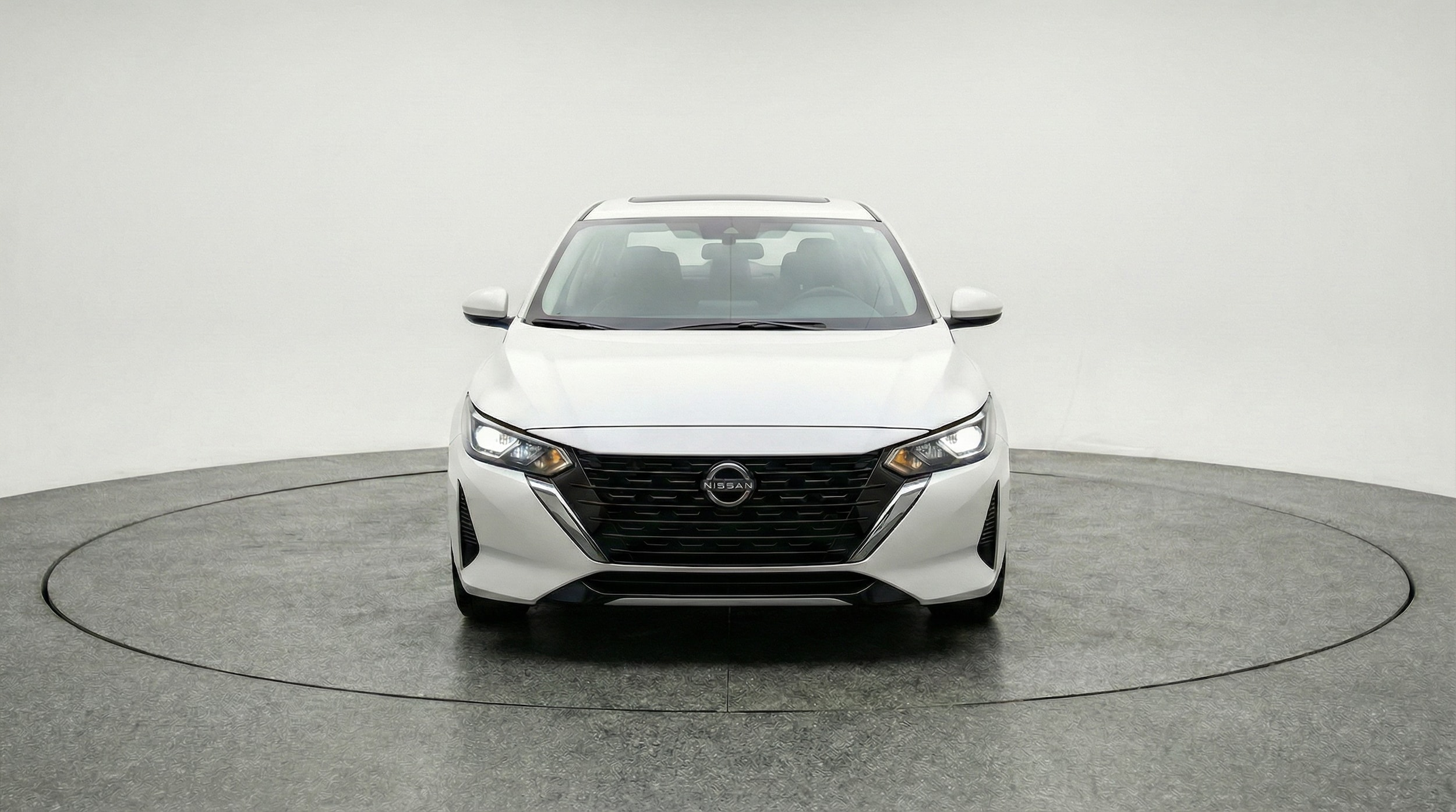 Thumbnail: 2025 Nissan Sentra - 2