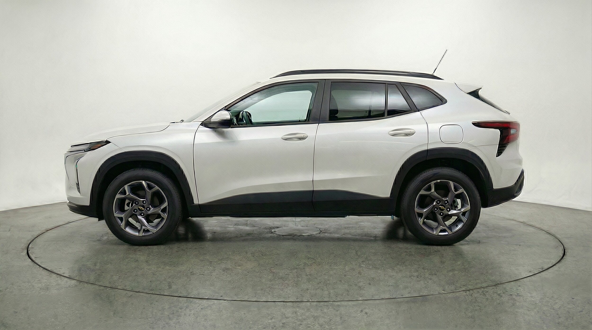 Thumbnail: 2025 Chevrolet Trax - 4