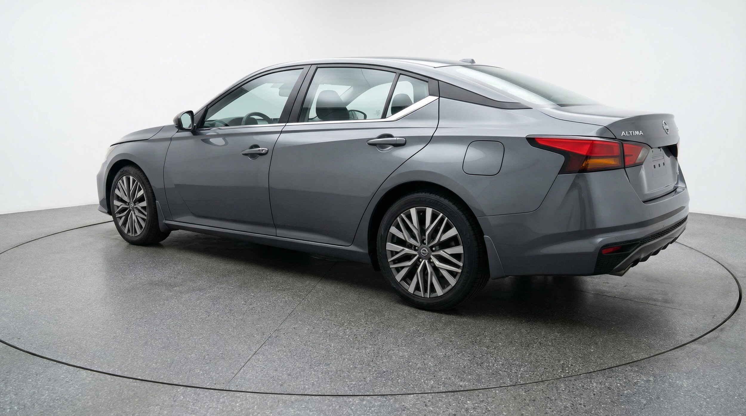 Thumbnail: 2025 Nissan Altima - 5