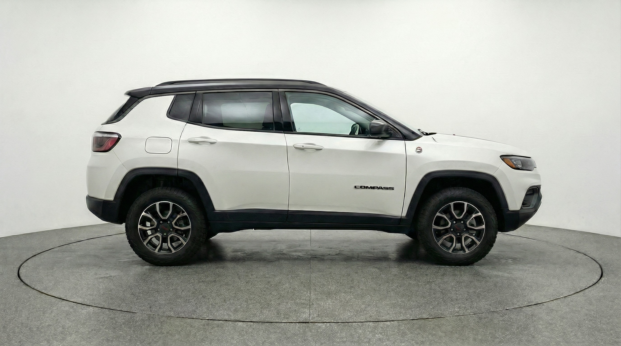 Thumbnail: 2025 Jeep Compass - 8
