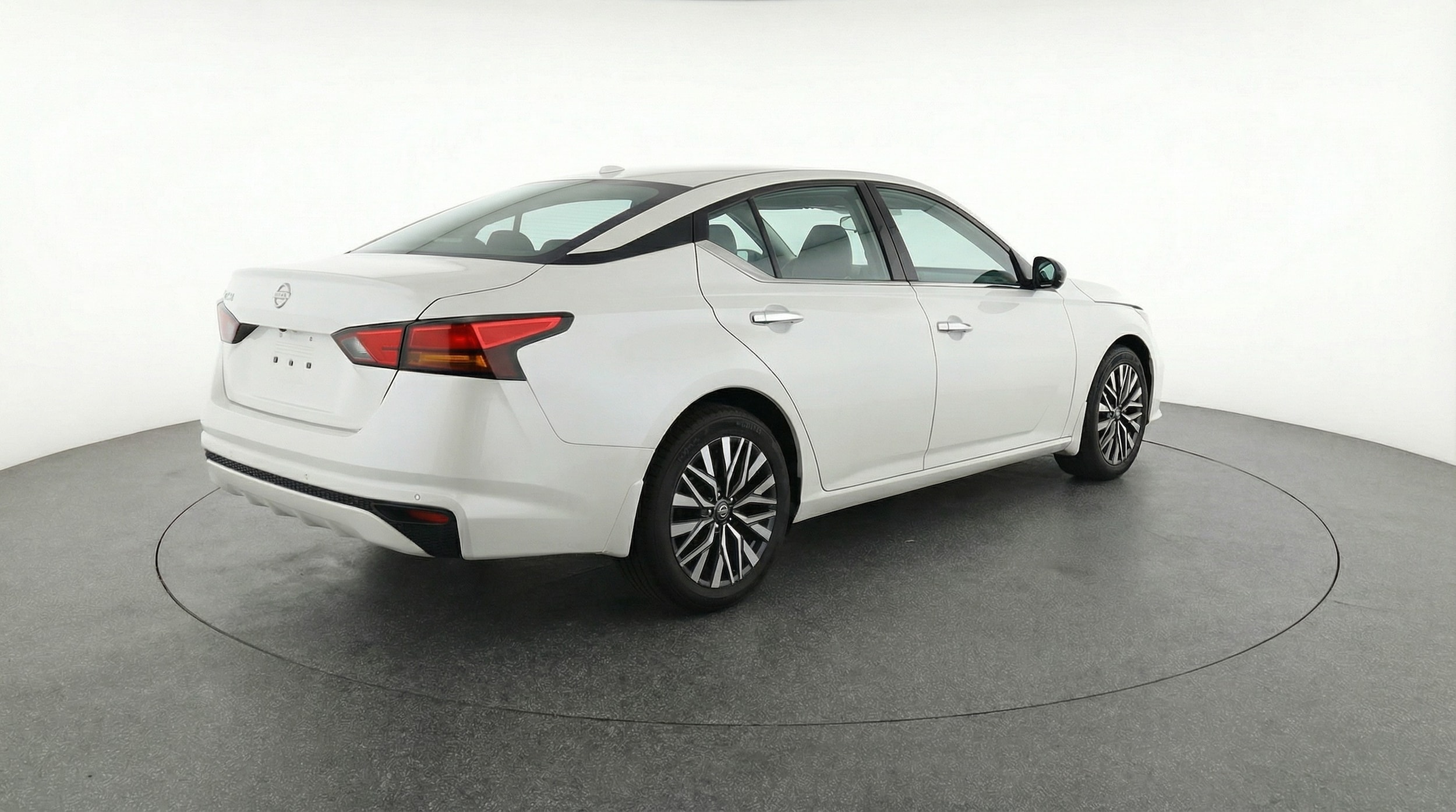 Thumbnail: 2025 Nissan Altima - 7