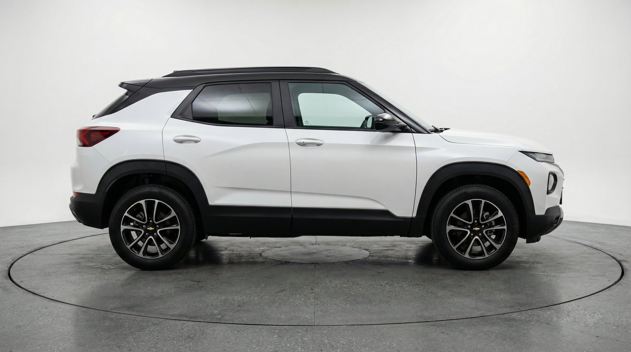 Thumbnail: 2025 Chevrolet TrailBlazer - 11