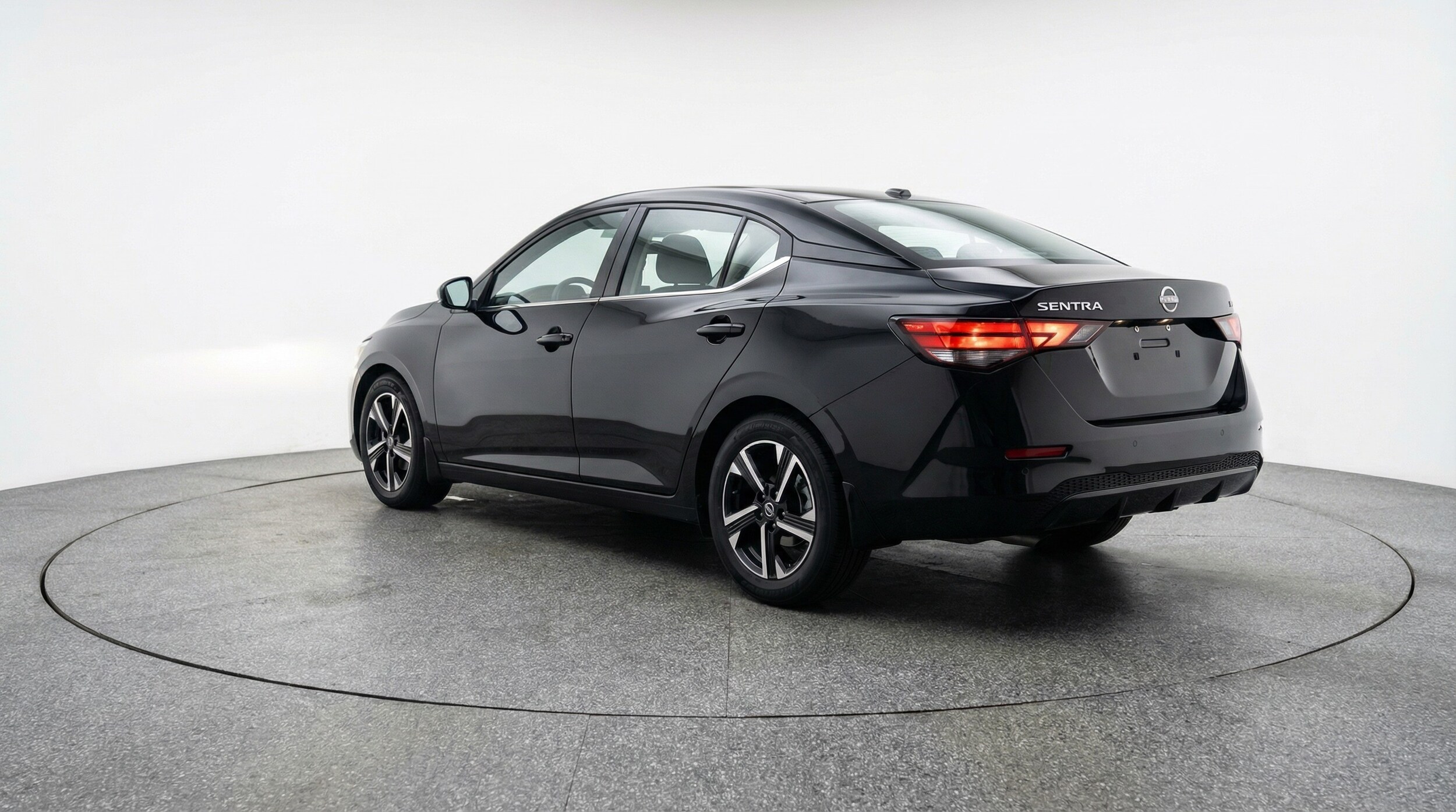 Thumbnail: 2025 Nissan Sentra - 5