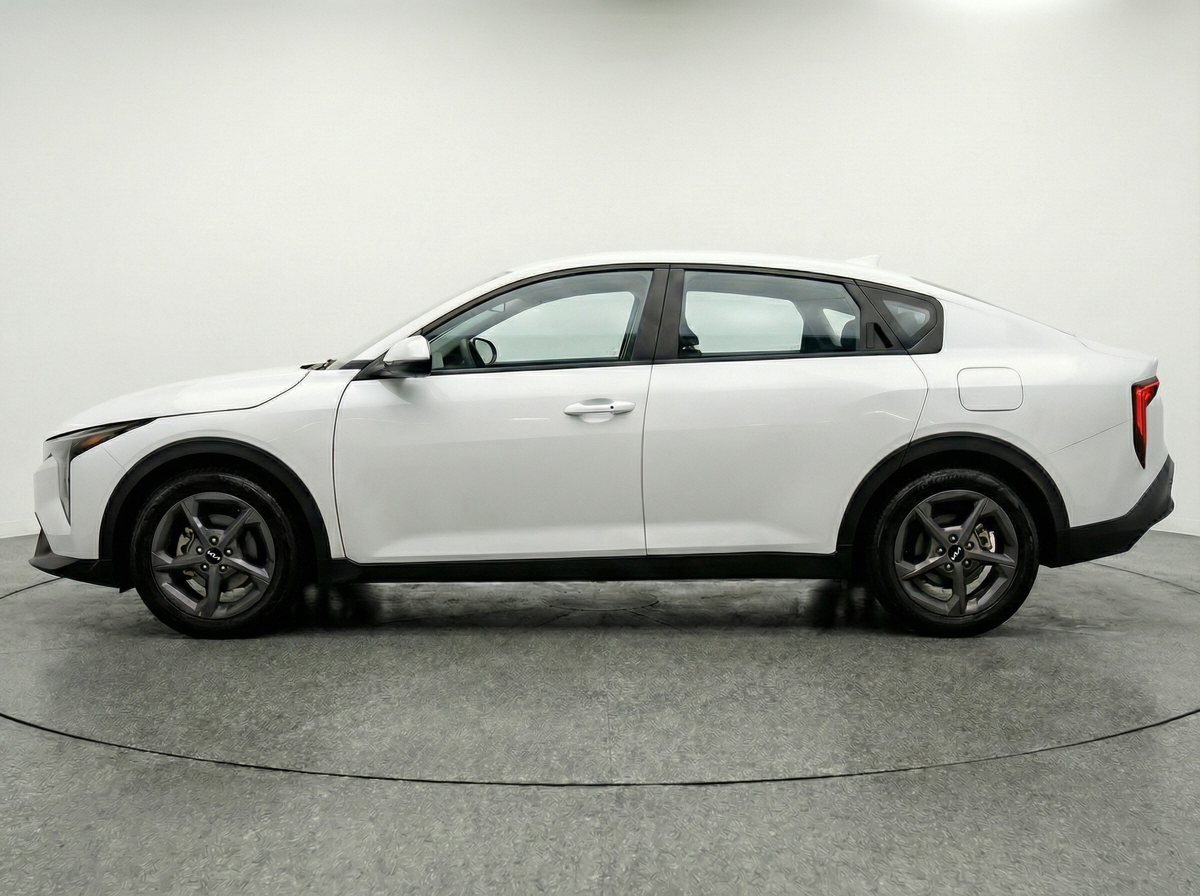 Thumbnail: 2025 Kia K4 - 4