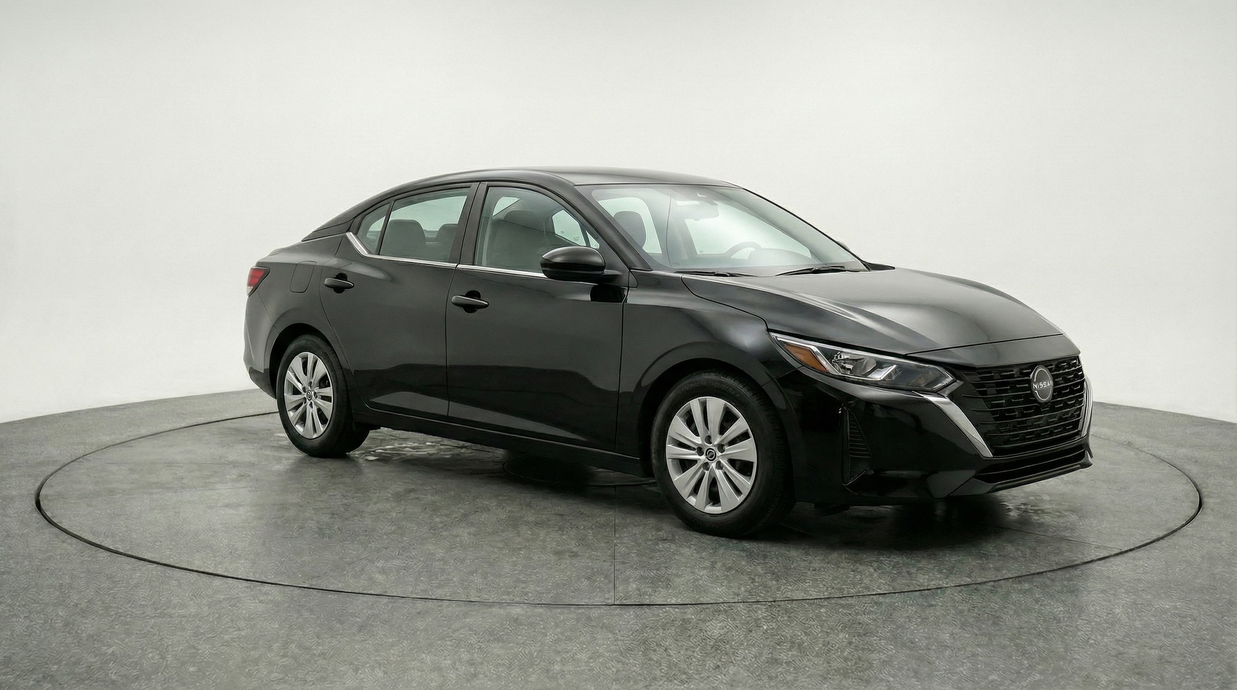 Thumbnail: 2025 Nissan Sentra - 1