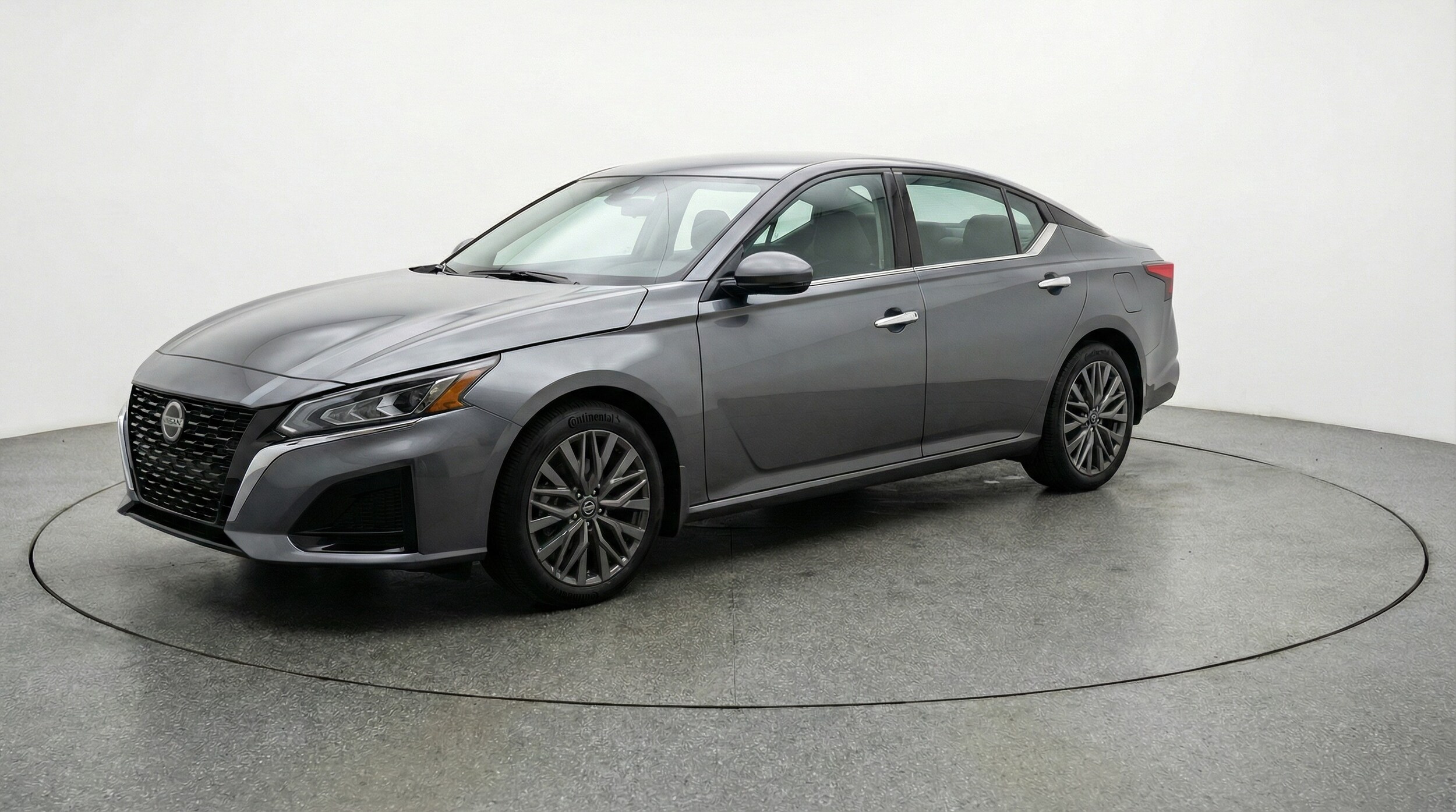 Thumbnail: 2025 Nissan Altima - 3