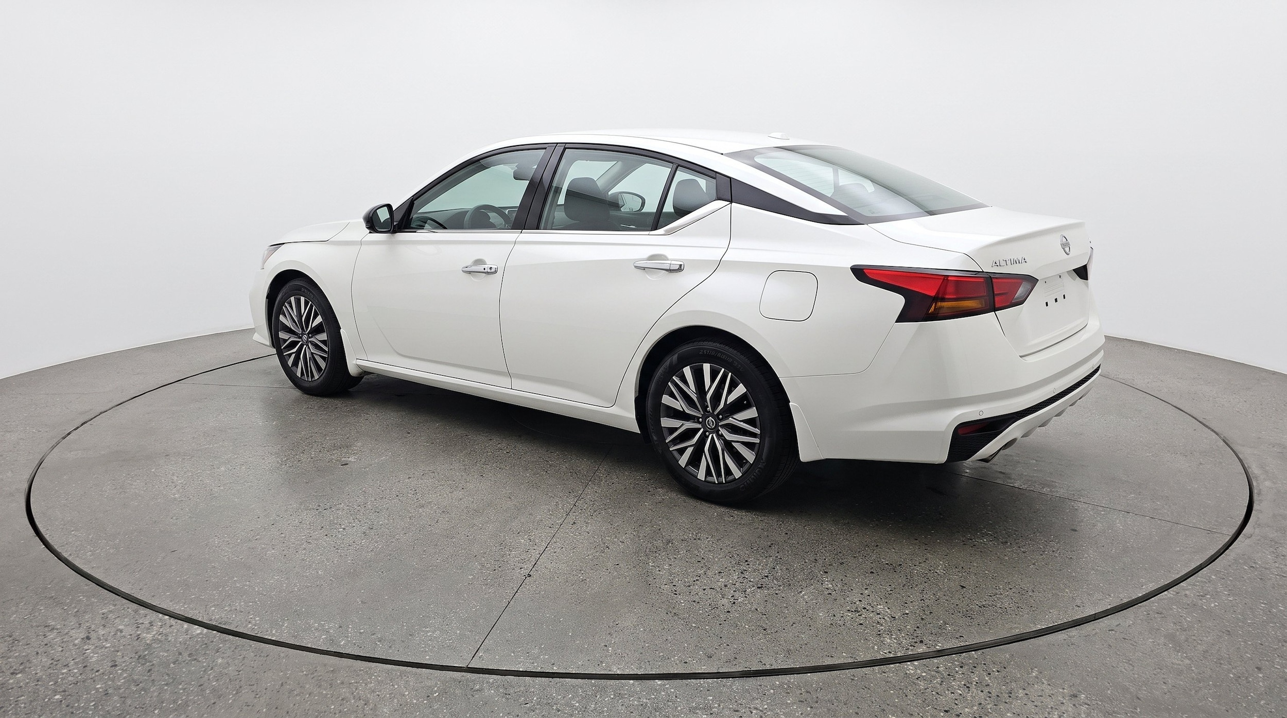 Thumbnail: 2025 Nissan Altima - 6