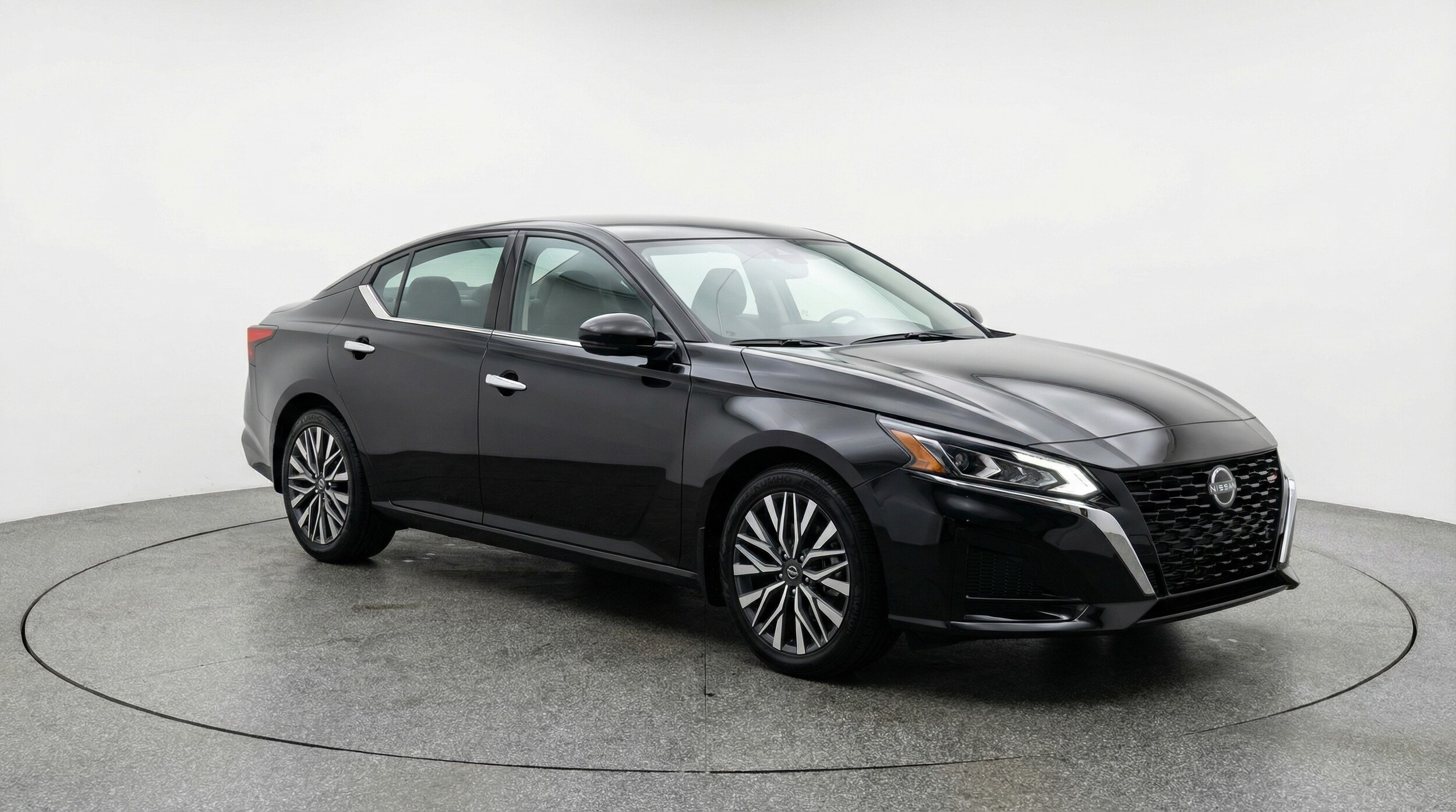 Thumbnail: 2025 Nissan Altima - 1