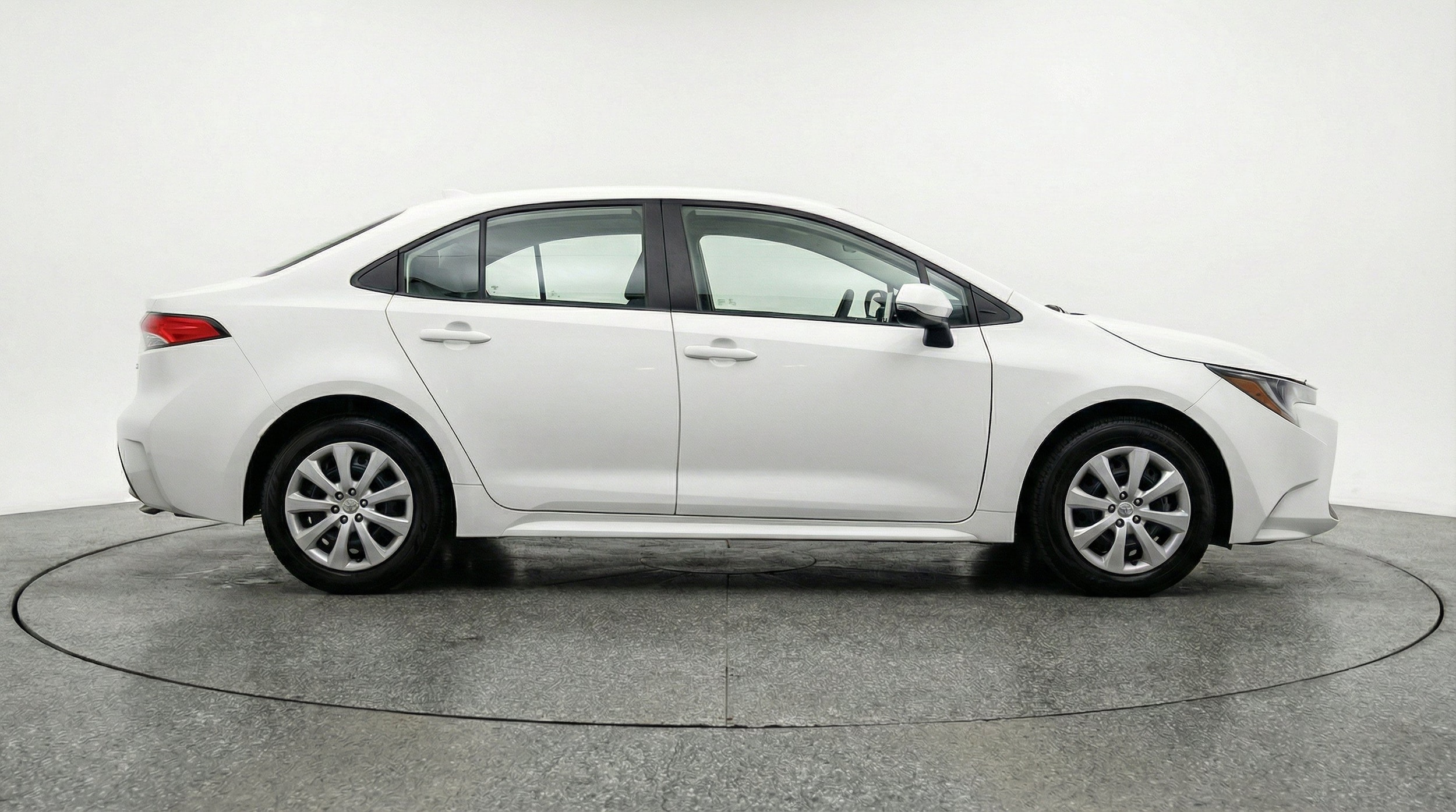 Thumbnail: 2025 Toyota Corolla - 11