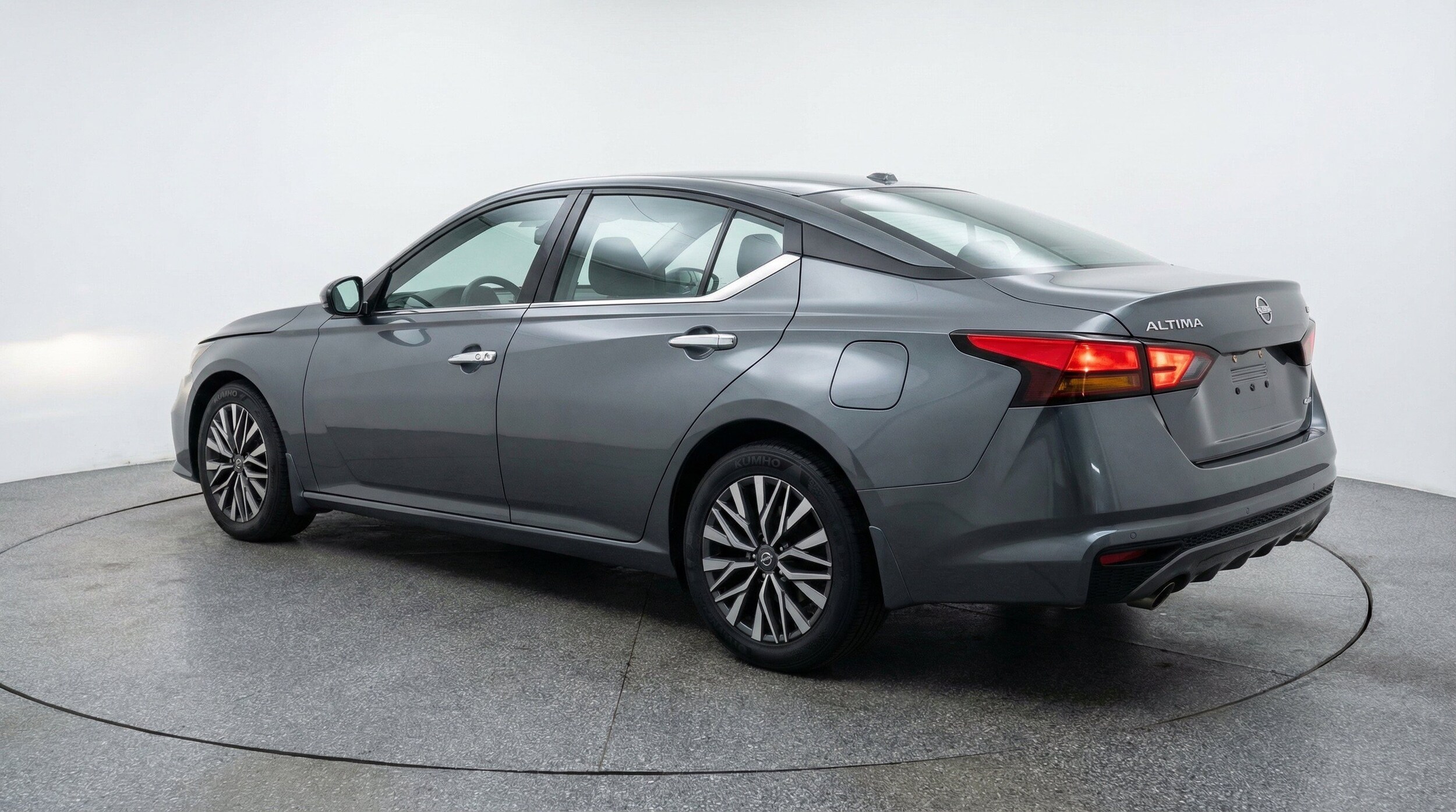 Thumbnail: 2025 Nissan Altima - 6