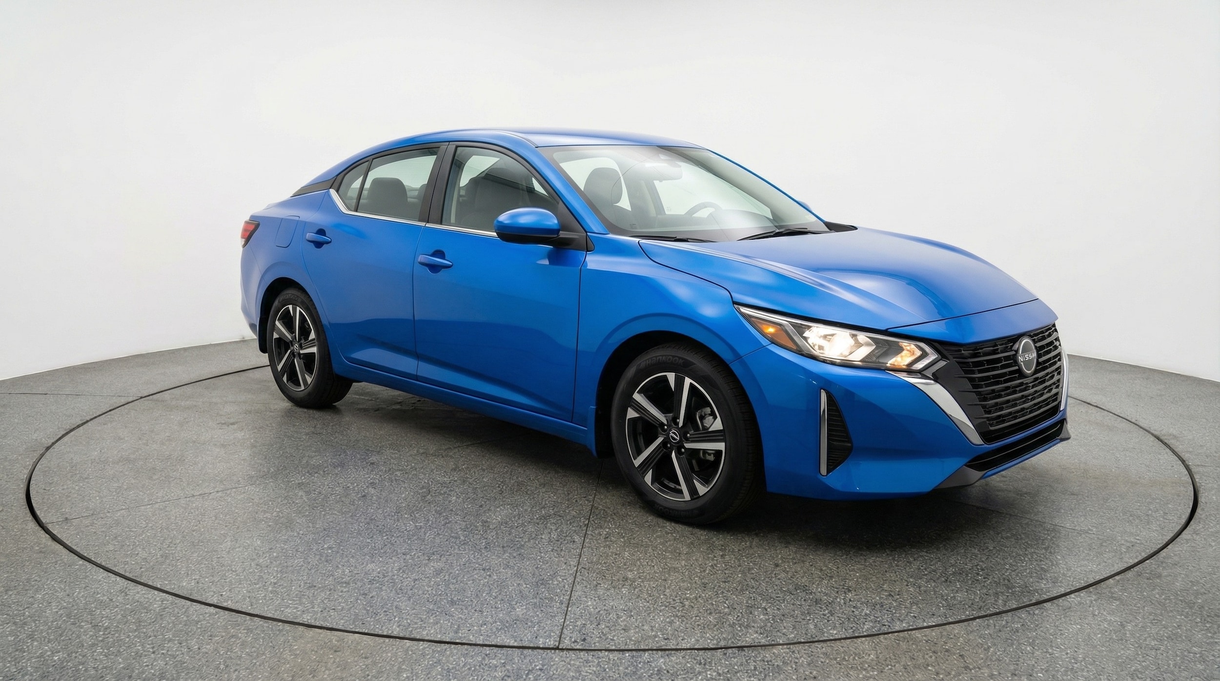 Thumbnail: 2025 Nissan Sentra - 1