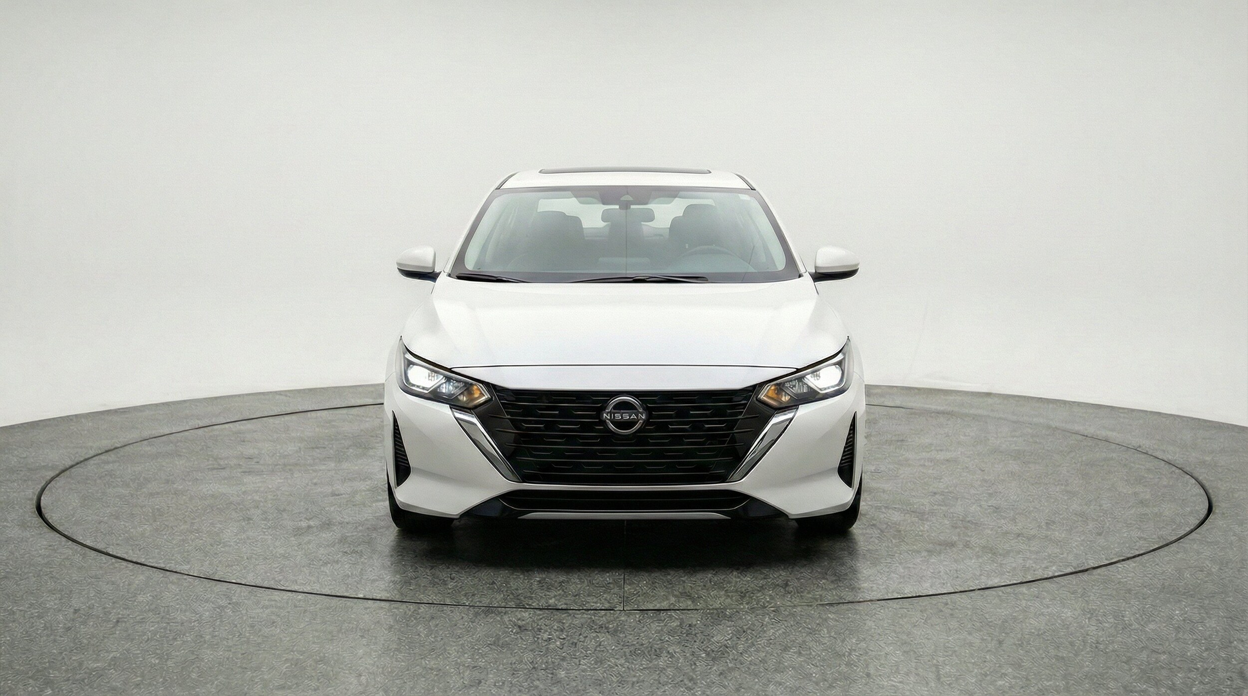 Thumbnail: 2025 Nissan Sentra - 2