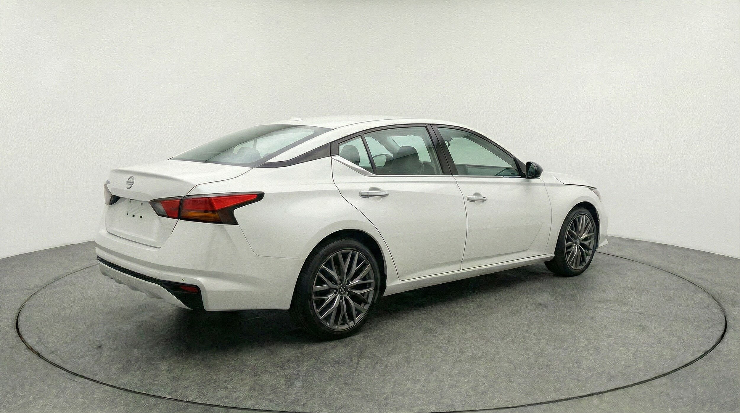 Thumbnail: 2025 Nissan Altima - 7