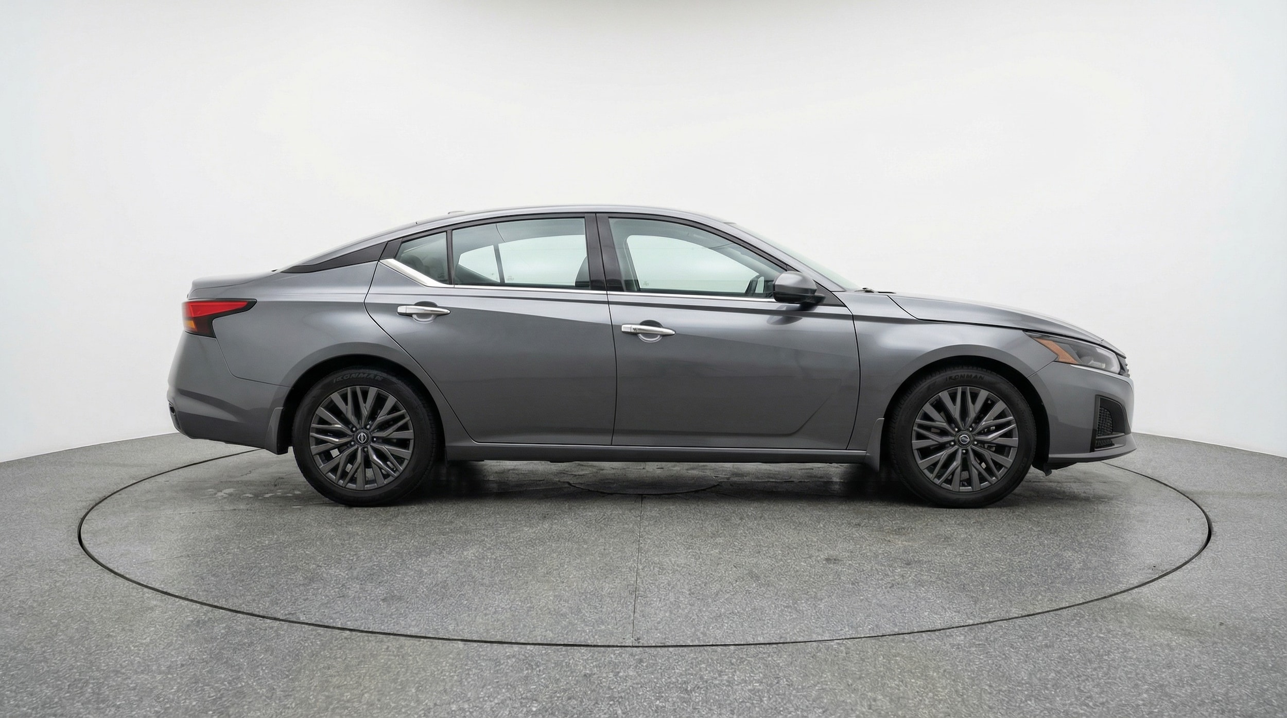 Thumbnail: 2025 Nissan Altima - 8