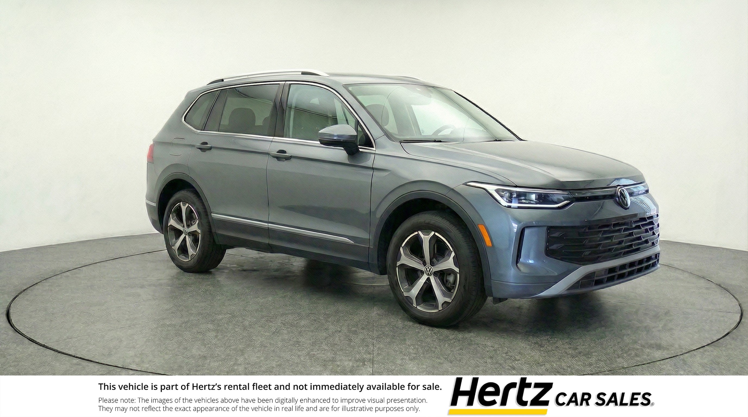 Thumbnail: 2026 Volkswagen Tiguan - 1