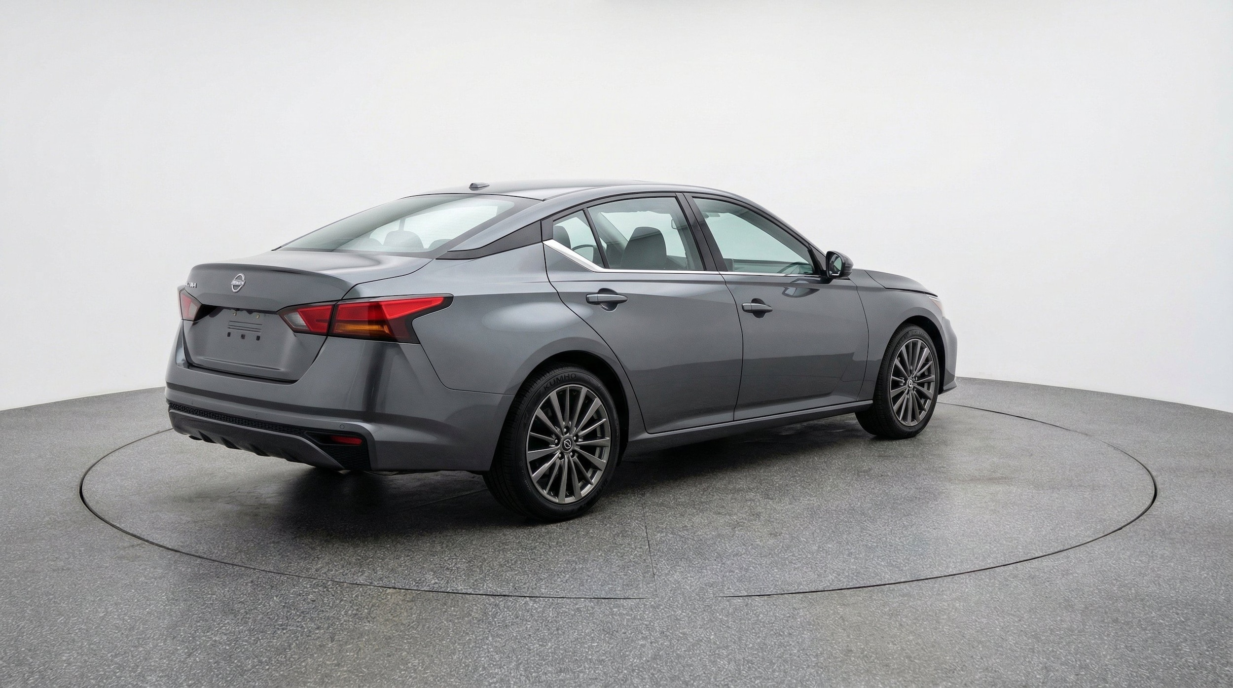 Thumbnail: 2025 Nissan Altima - 9