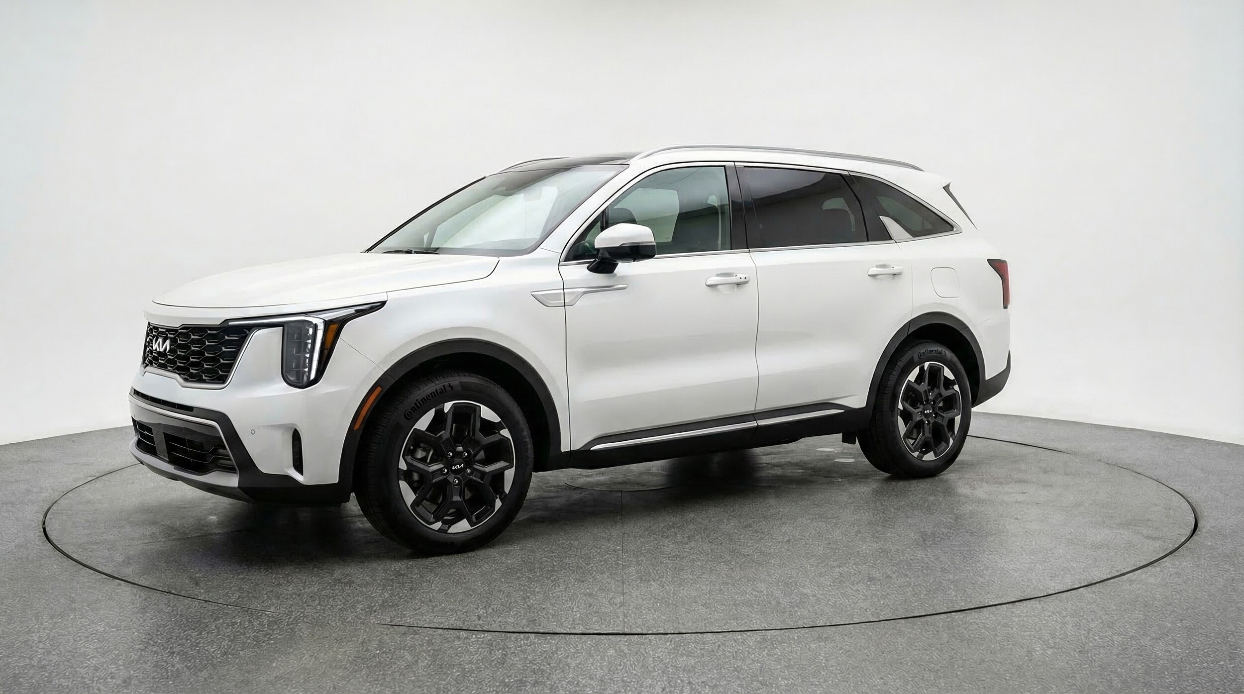 Thumbnail: 2024 Kia Sorento - 3