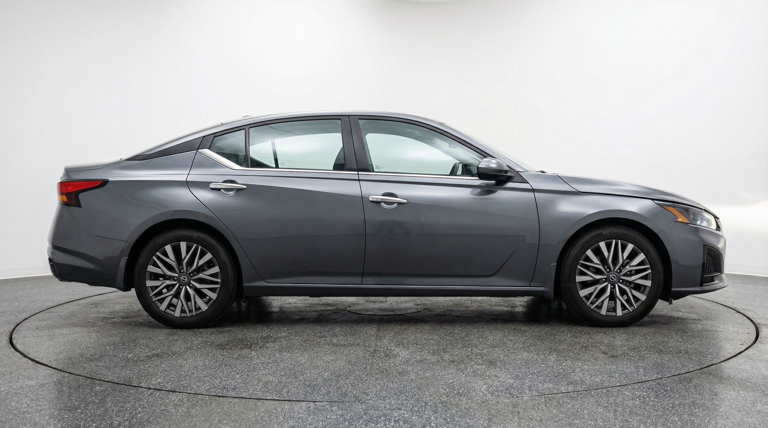 Thumbnail: 2025 Nissan Altima - 8