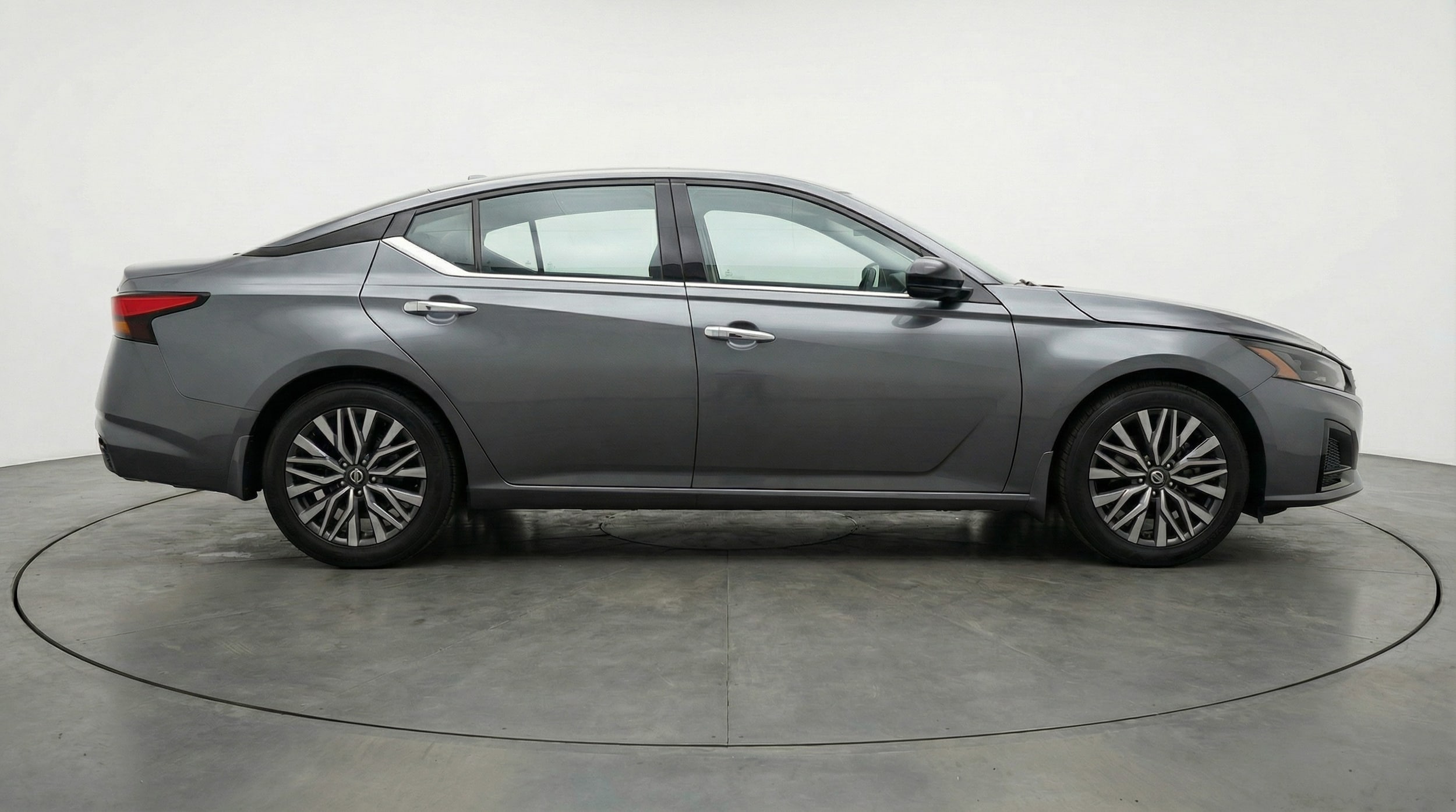 Thumbnail: 2025 Nissan Altima - 8