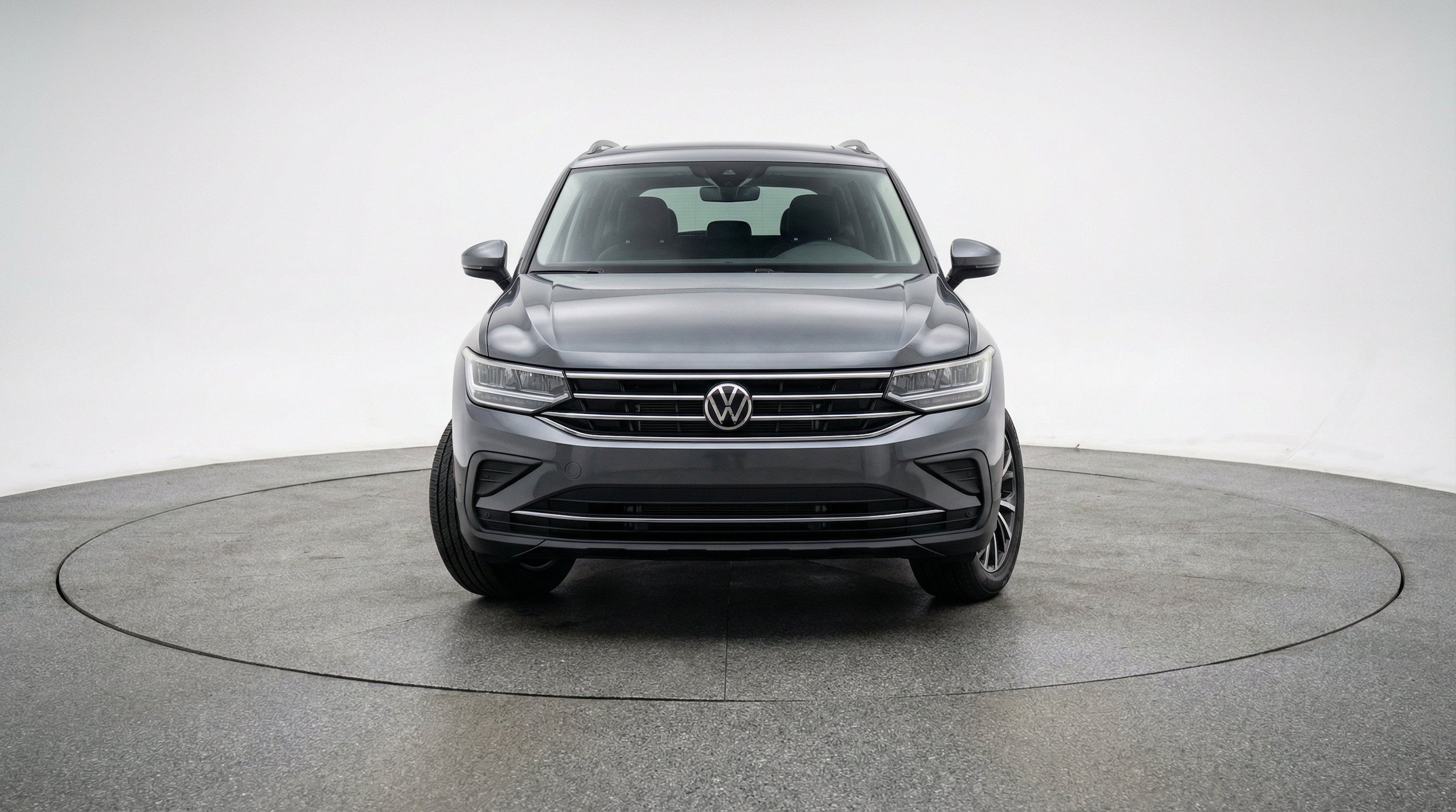 Thumbnail: 2026 Volkswagen Tiguan - 2