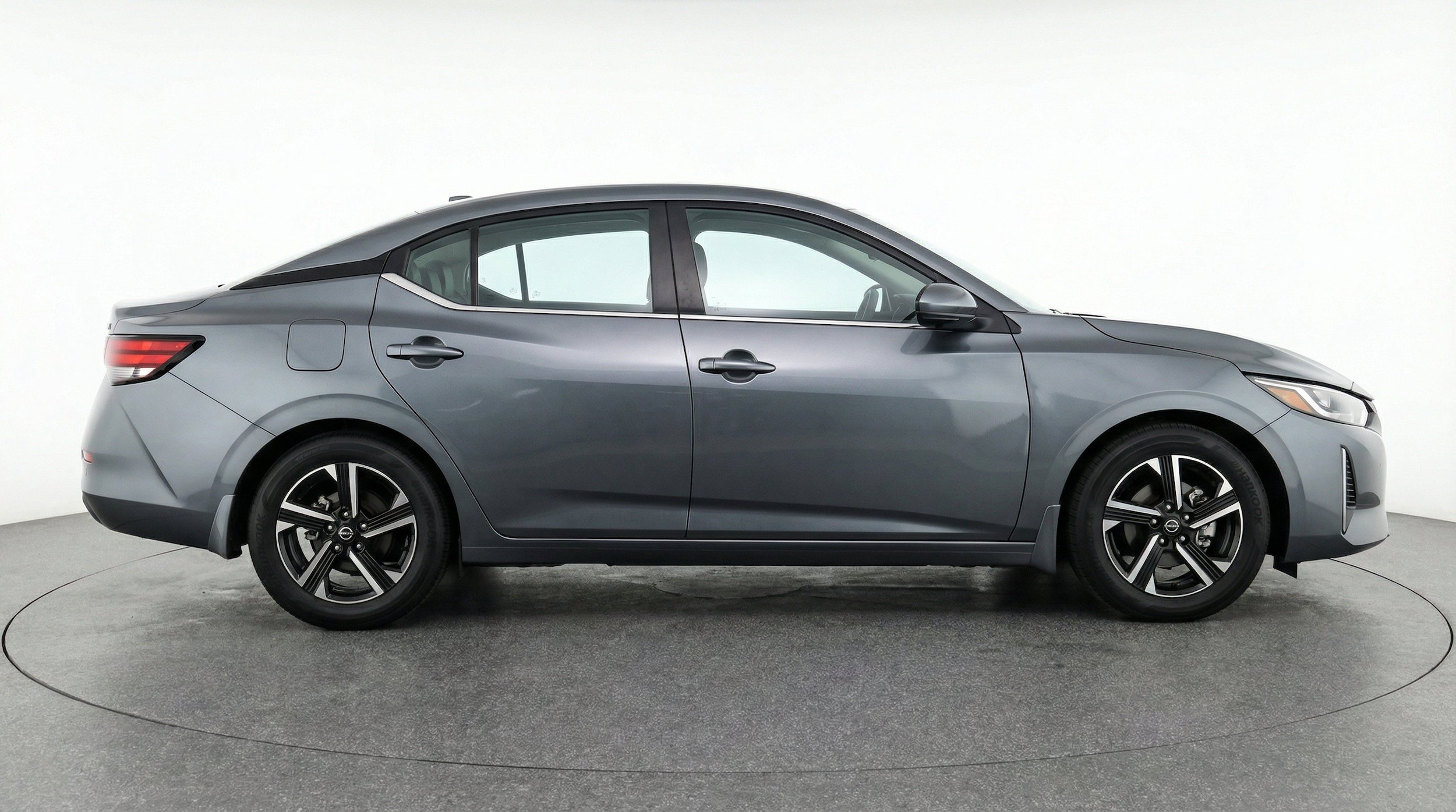 Thumbnail: 2025 Nissan Sentra - 11