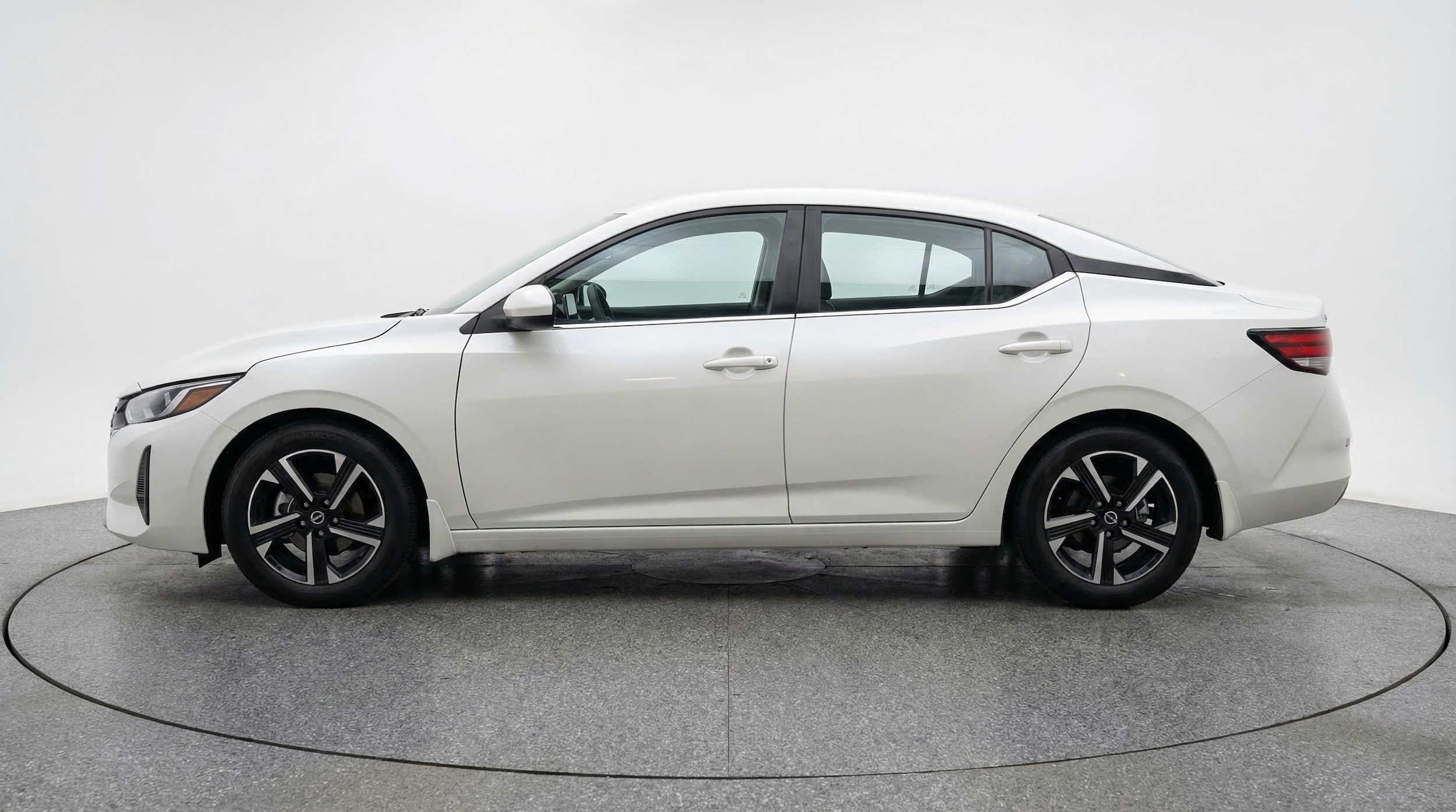 Thumbnail: 2025 Nissan Sentra - 4