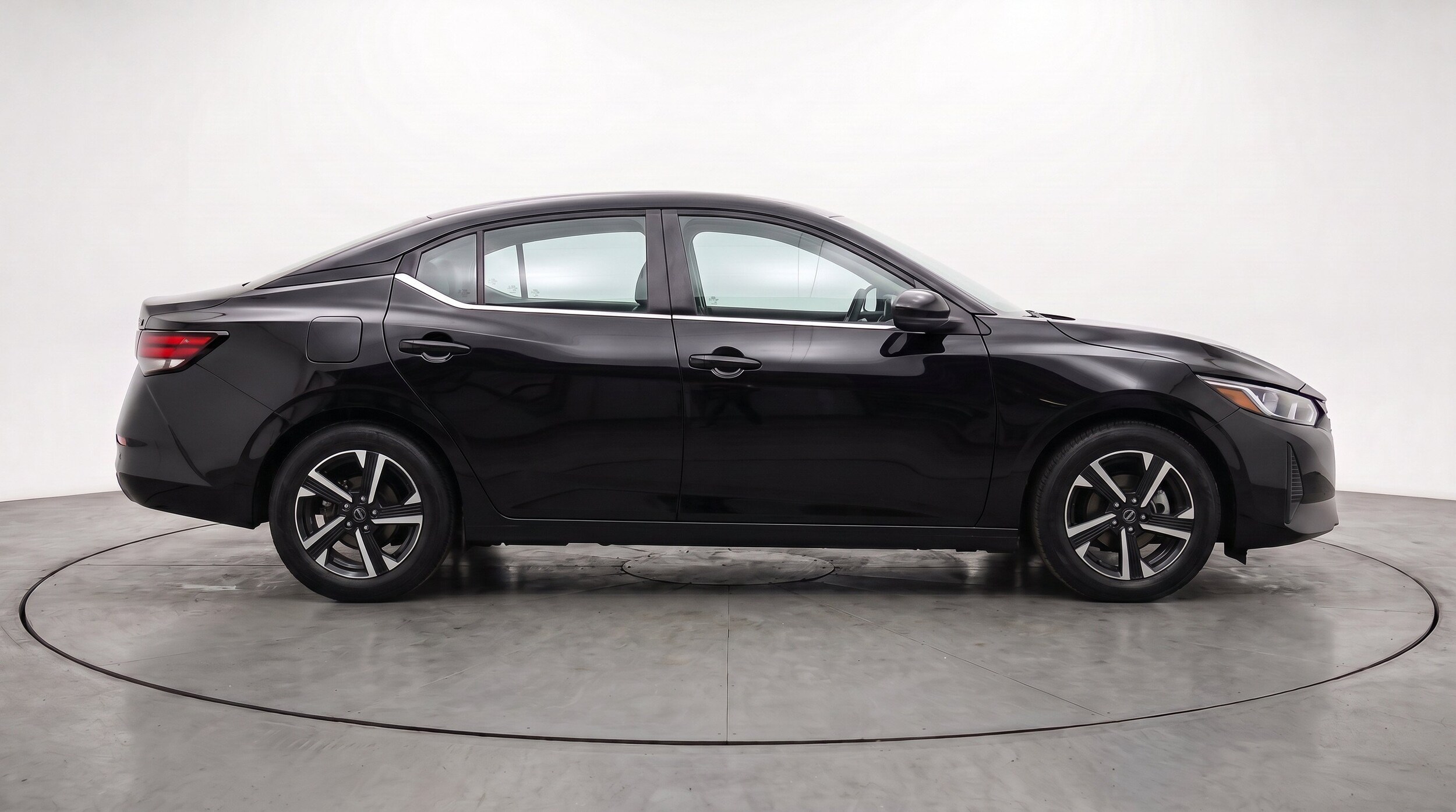 Thumbnail: 2025 Nissan Sentra - 11
