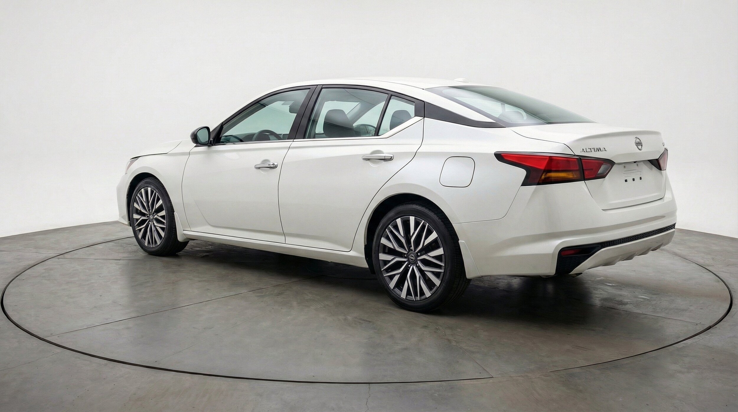 Thumbnail: 2025 Nissan Altima - 6