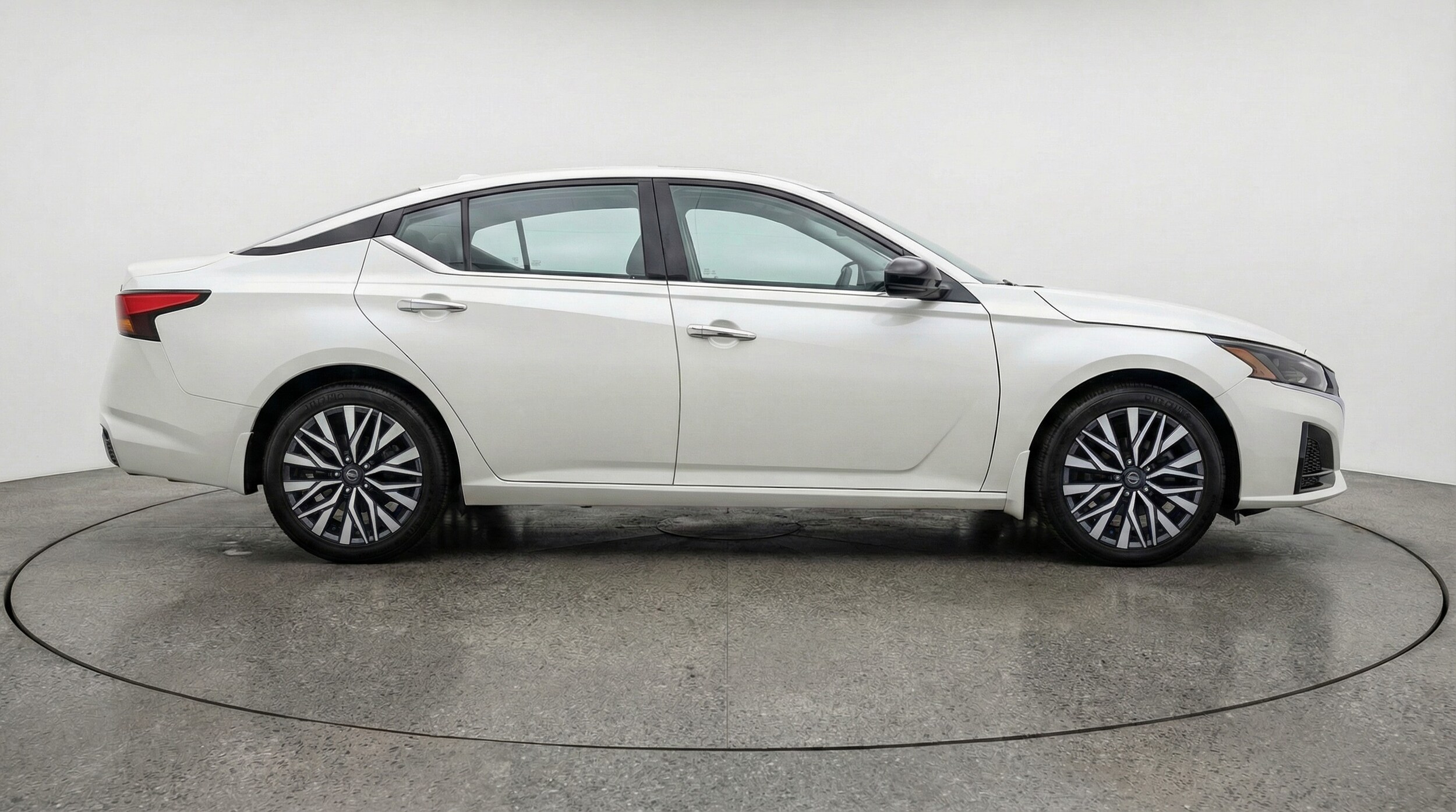 Thumbnail: 2025 Nissan Altima - 8
