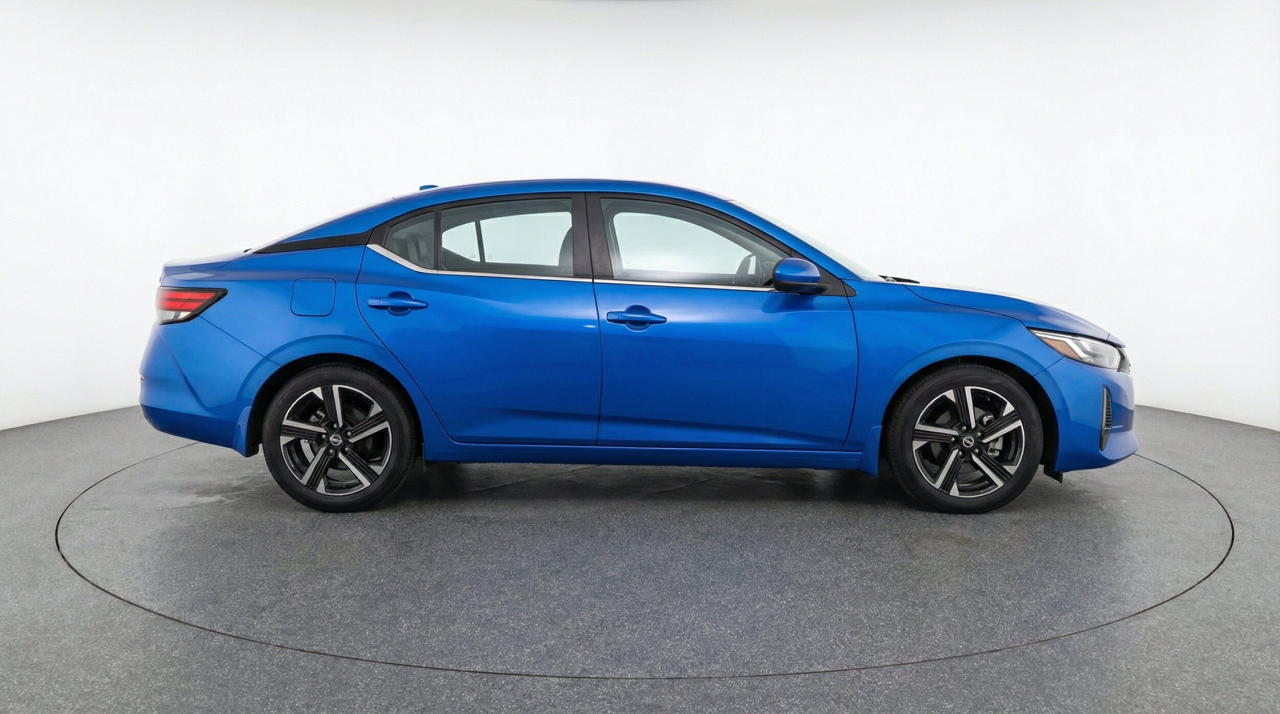 Thumbnail: 2025 Nissan Sentra - 11