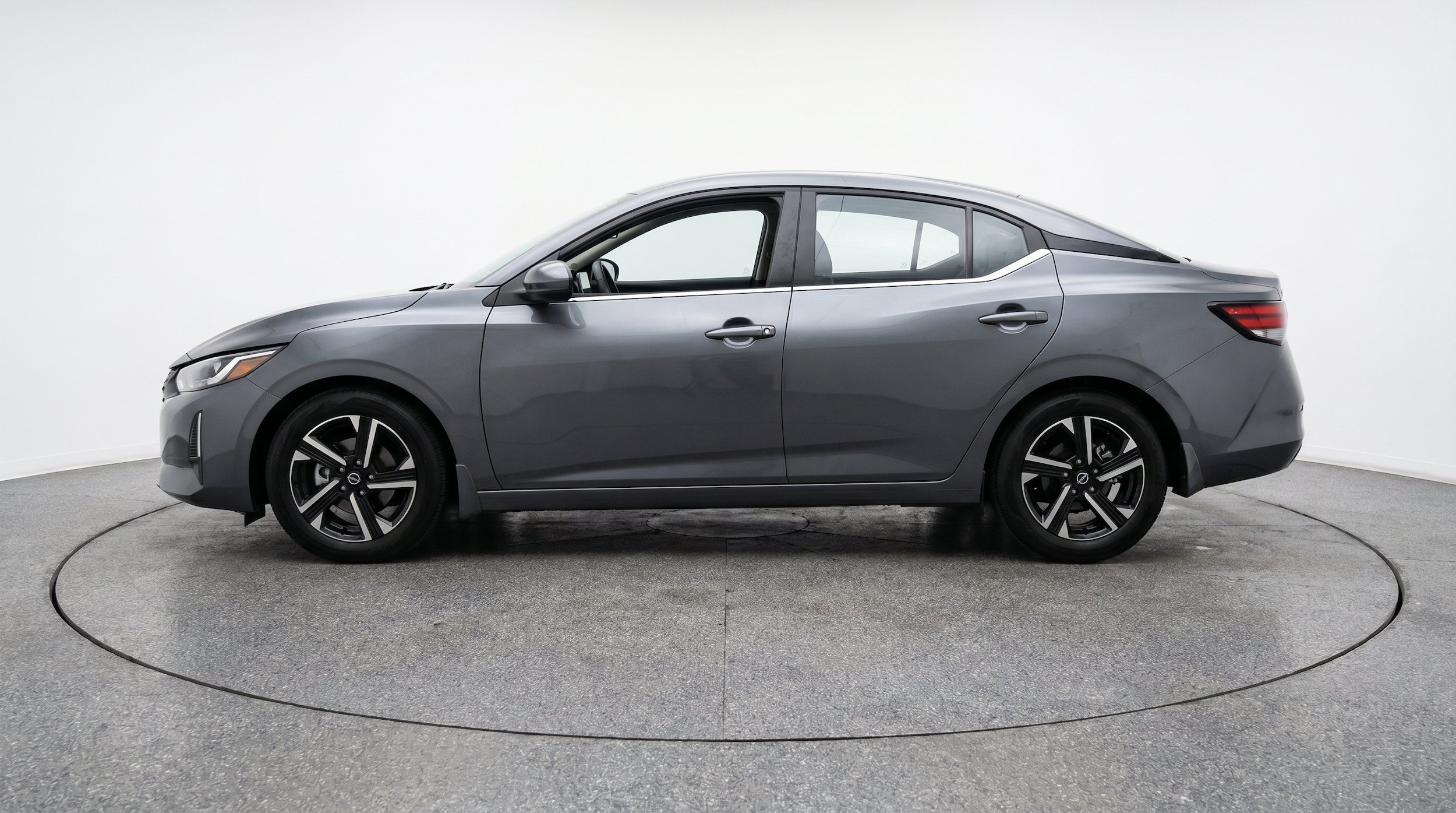 Thumbnail: 2025 Nissan Sentra - 5