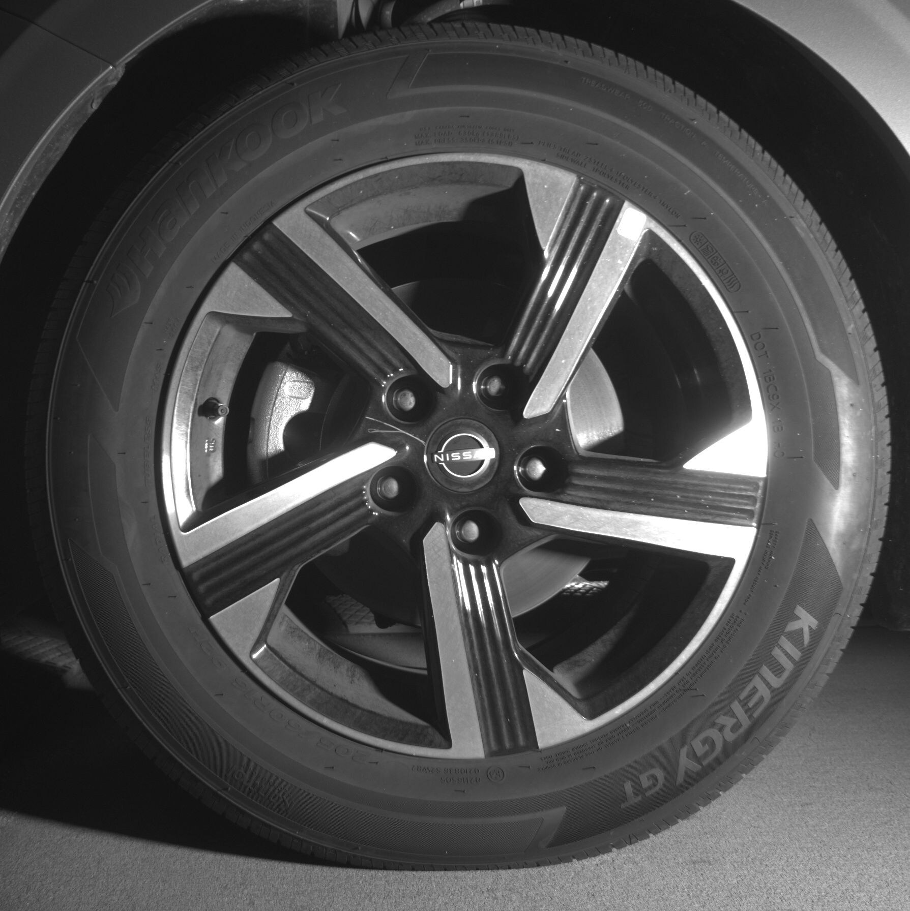 Thumbnail: 2025 Nissan Sentra - 9