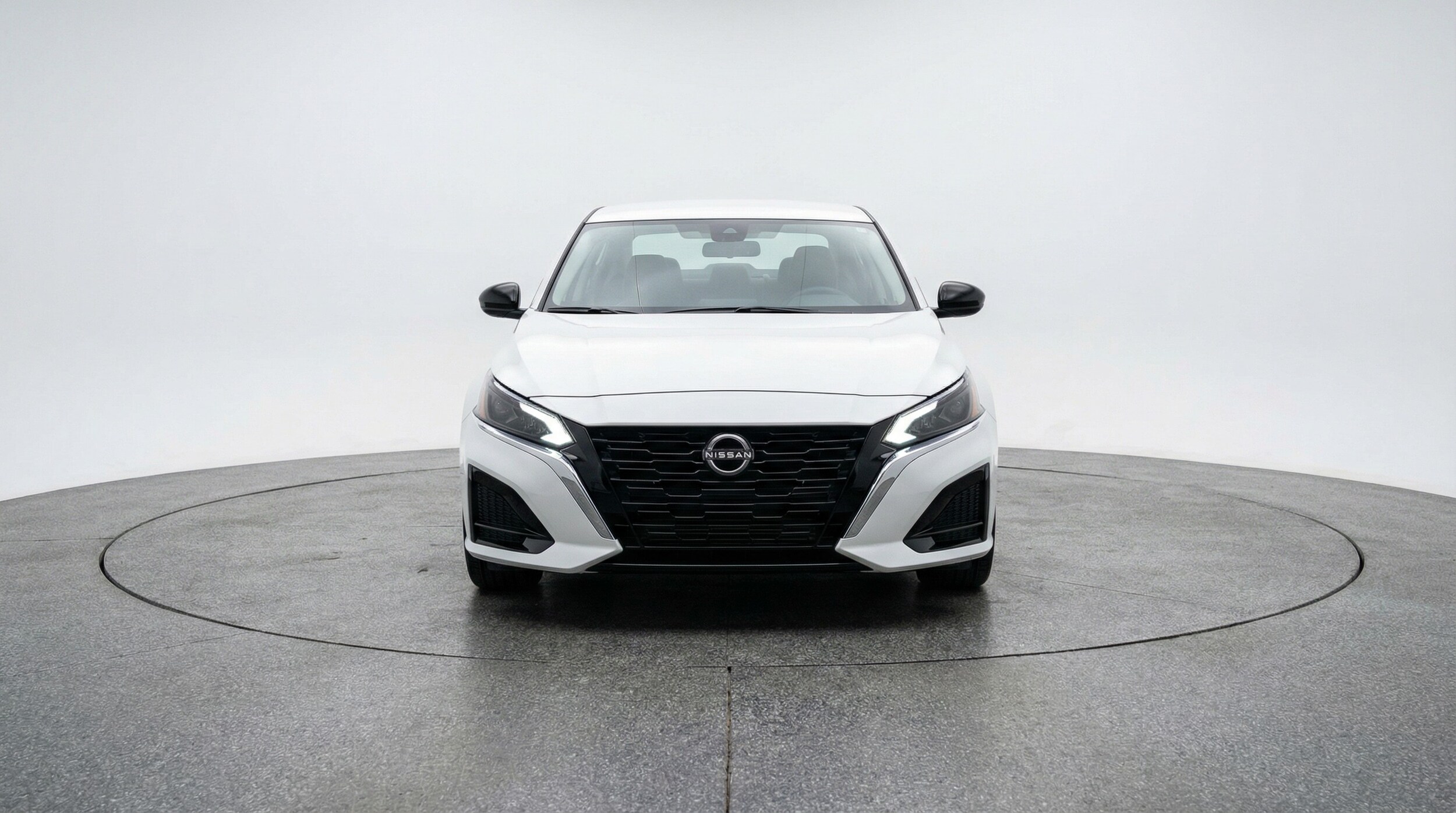 Thumbnail: 2025 Nissan Altima - 2