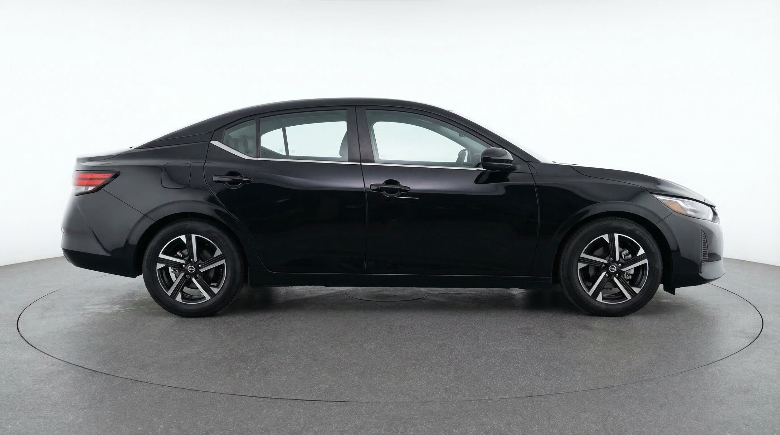 Thumbnail: 2025 Nissan Sentra - 11