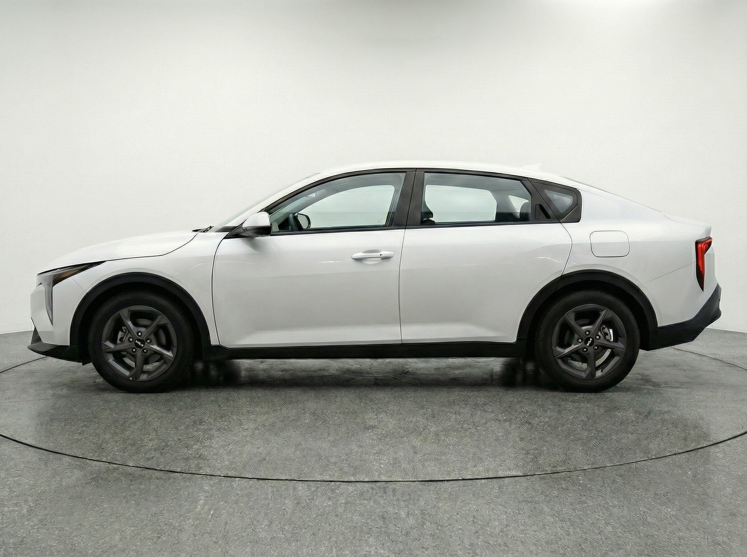 Thumbnail: 2025 Kia K4 - 4