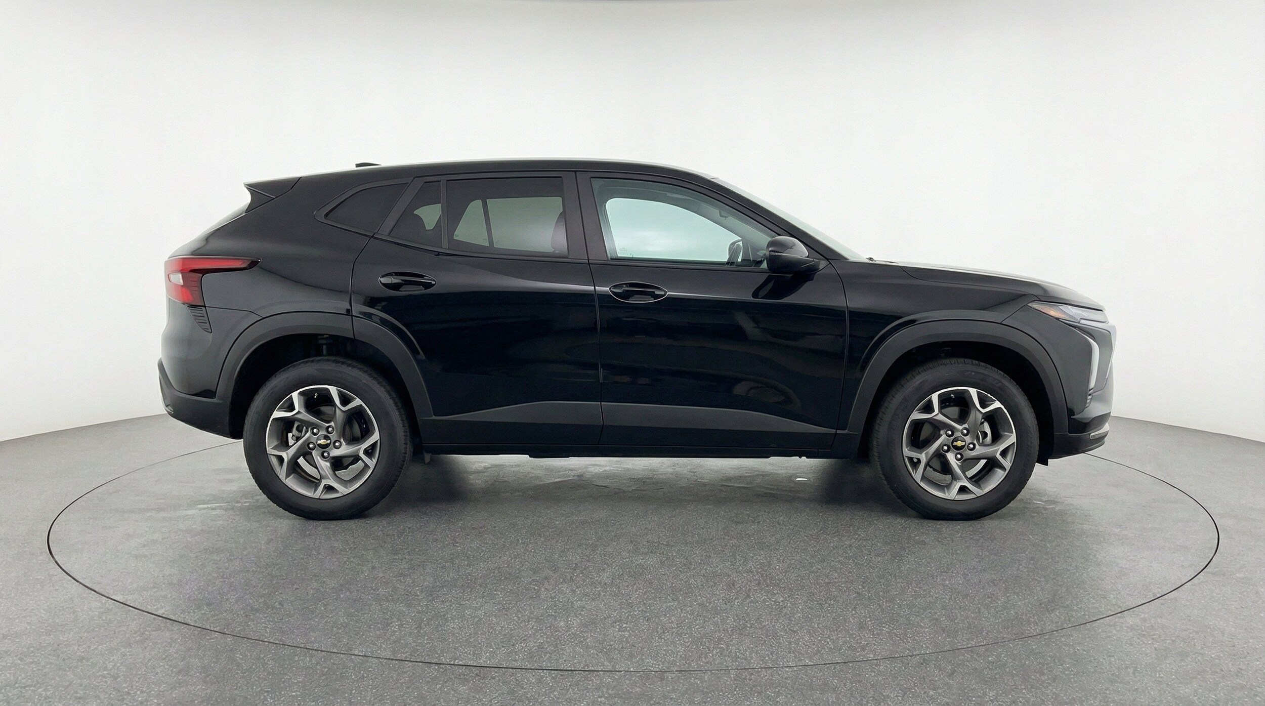 Thumbnail: 2025 Chevrolet Trax - 11
