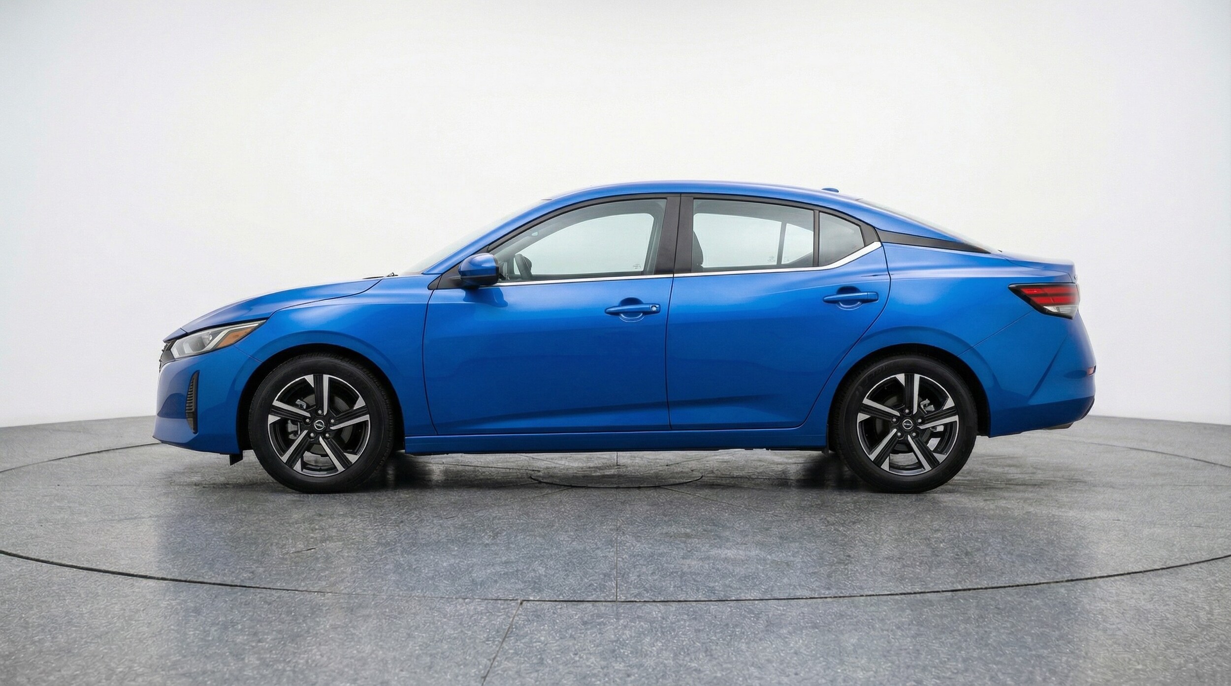 Thumbnail: 2025 Nissan Sentra - 4