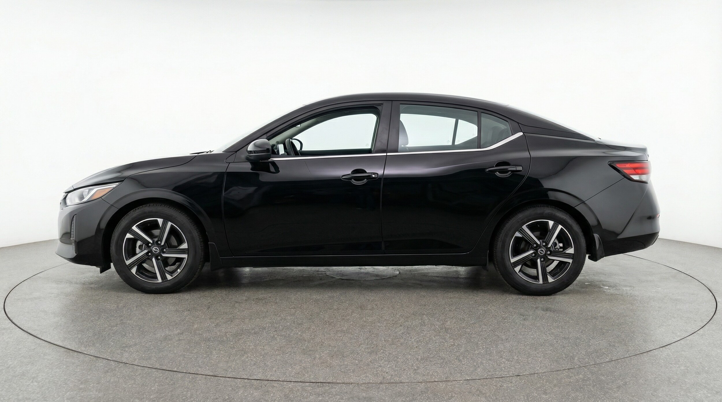 Thumbnail: 2025 Nissan Sentra - 4