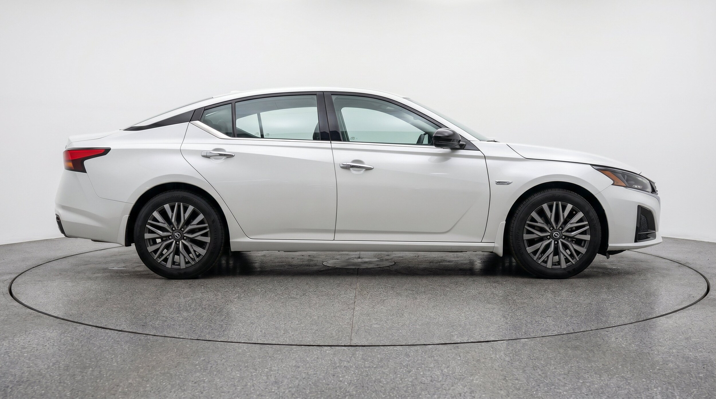 Thumbnail: 2025 Nissan Altima - 11