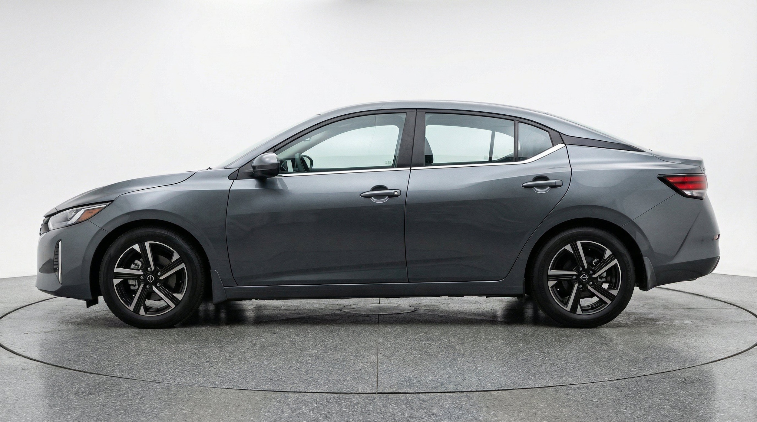Thumbnail: 2025 Nissan Sentra - 5