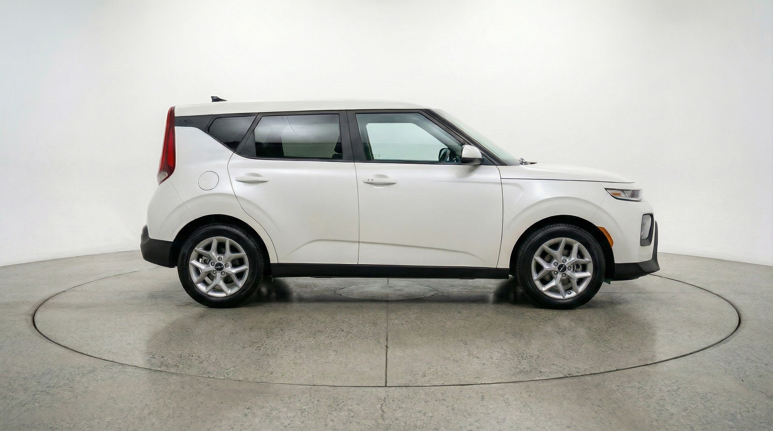 Thumbnail: 2025 Kia Soul - 8