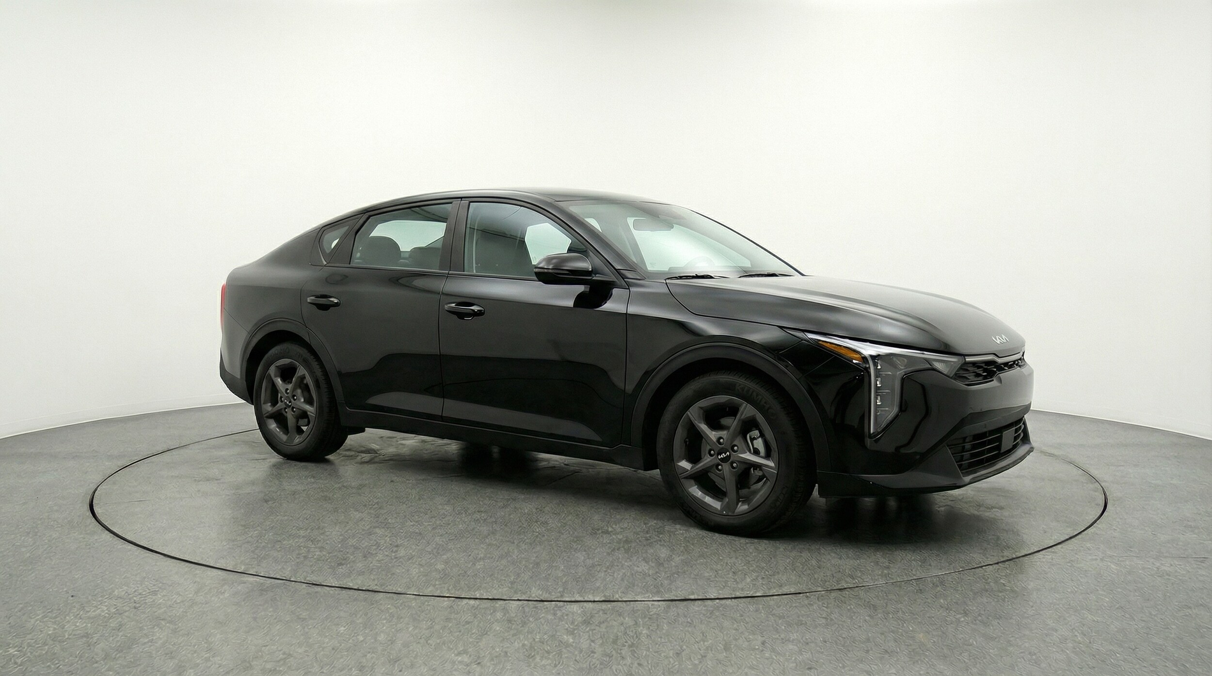 Thumbnail: 2025 Kia K4 - 1