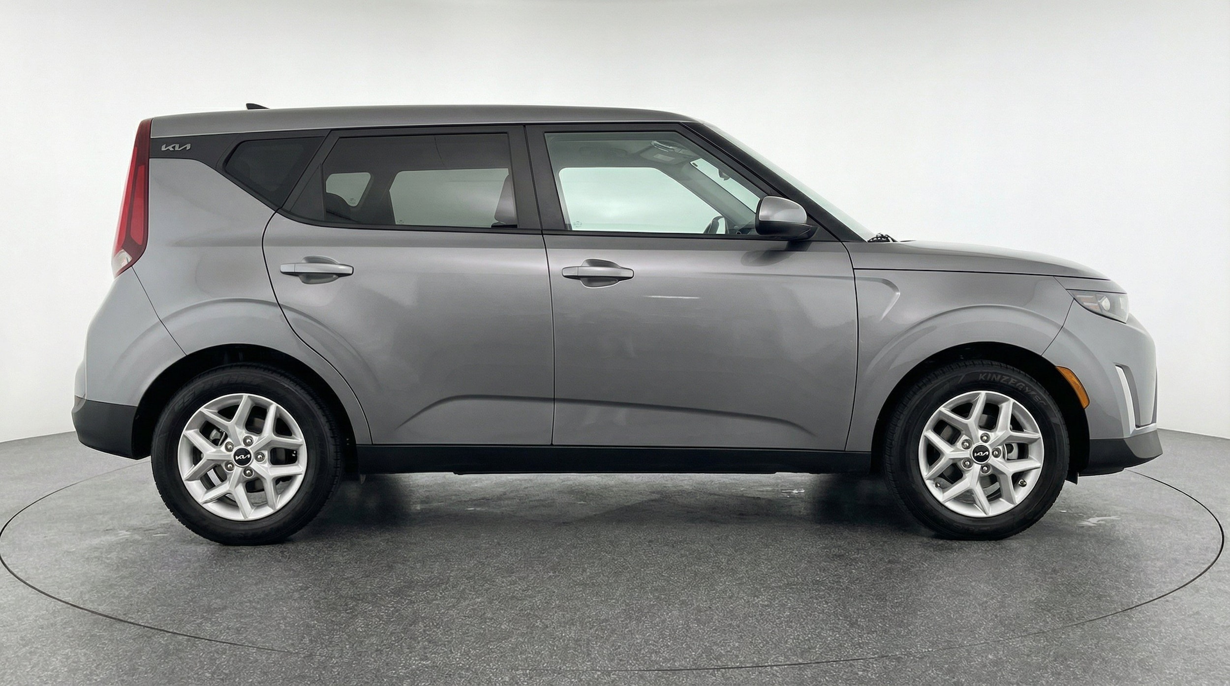 2025 Kia Soul LX - Photo 9