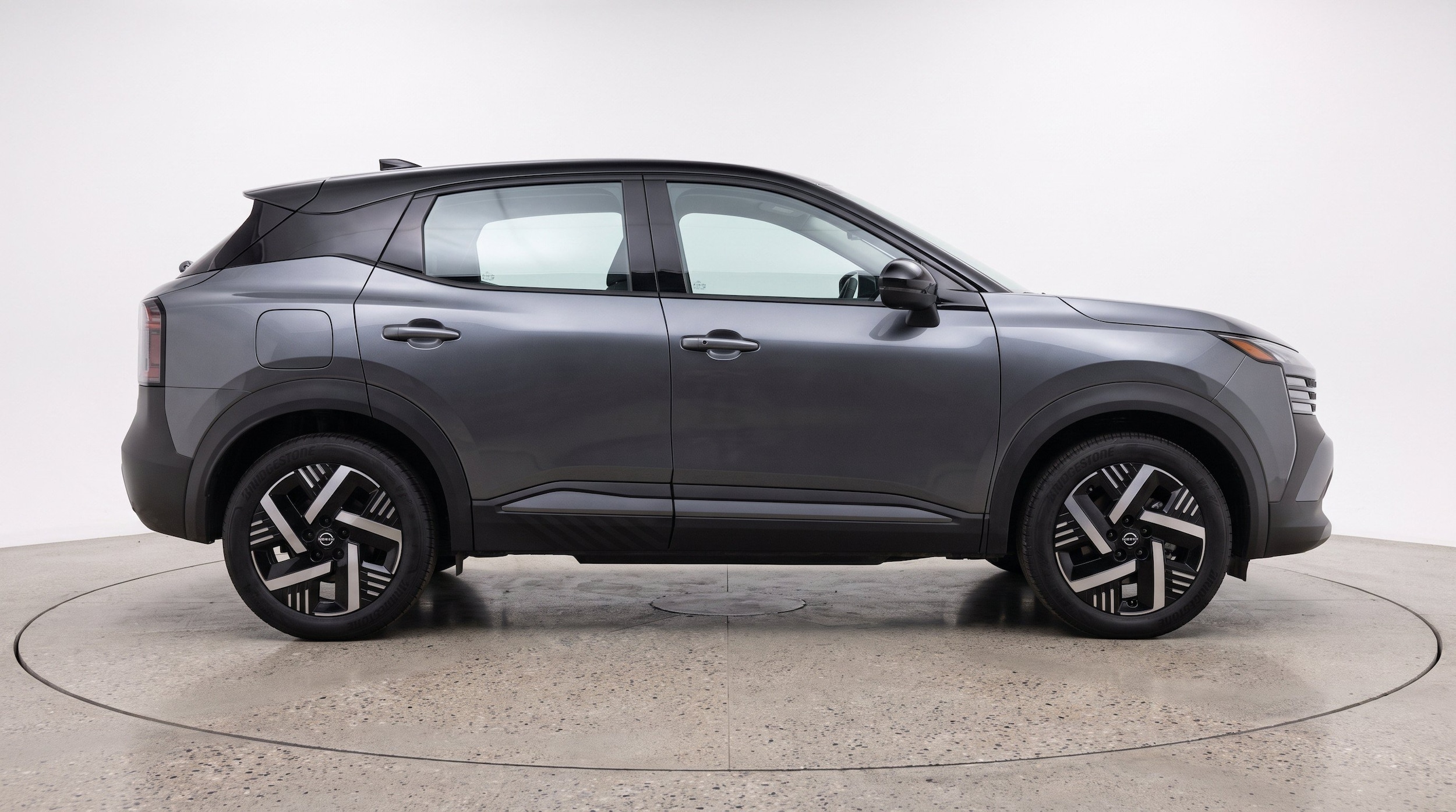 Thumbnail: 2026 Nissan Kicks - 11
